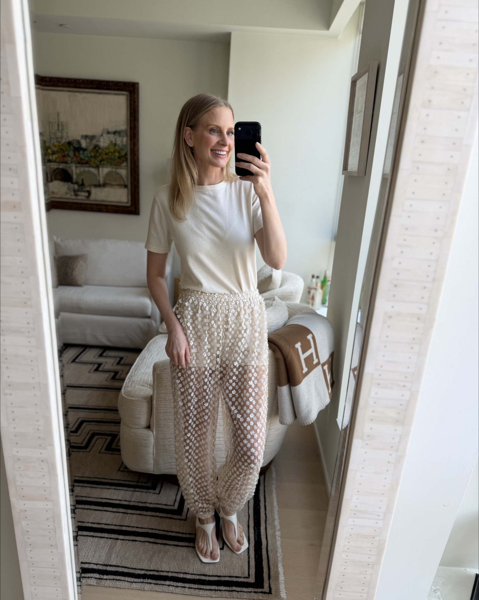 An outfit I’m excited to wear this summer!! These pants are by Herskind, which I sadly can’t link. I’m wearing the size 34!