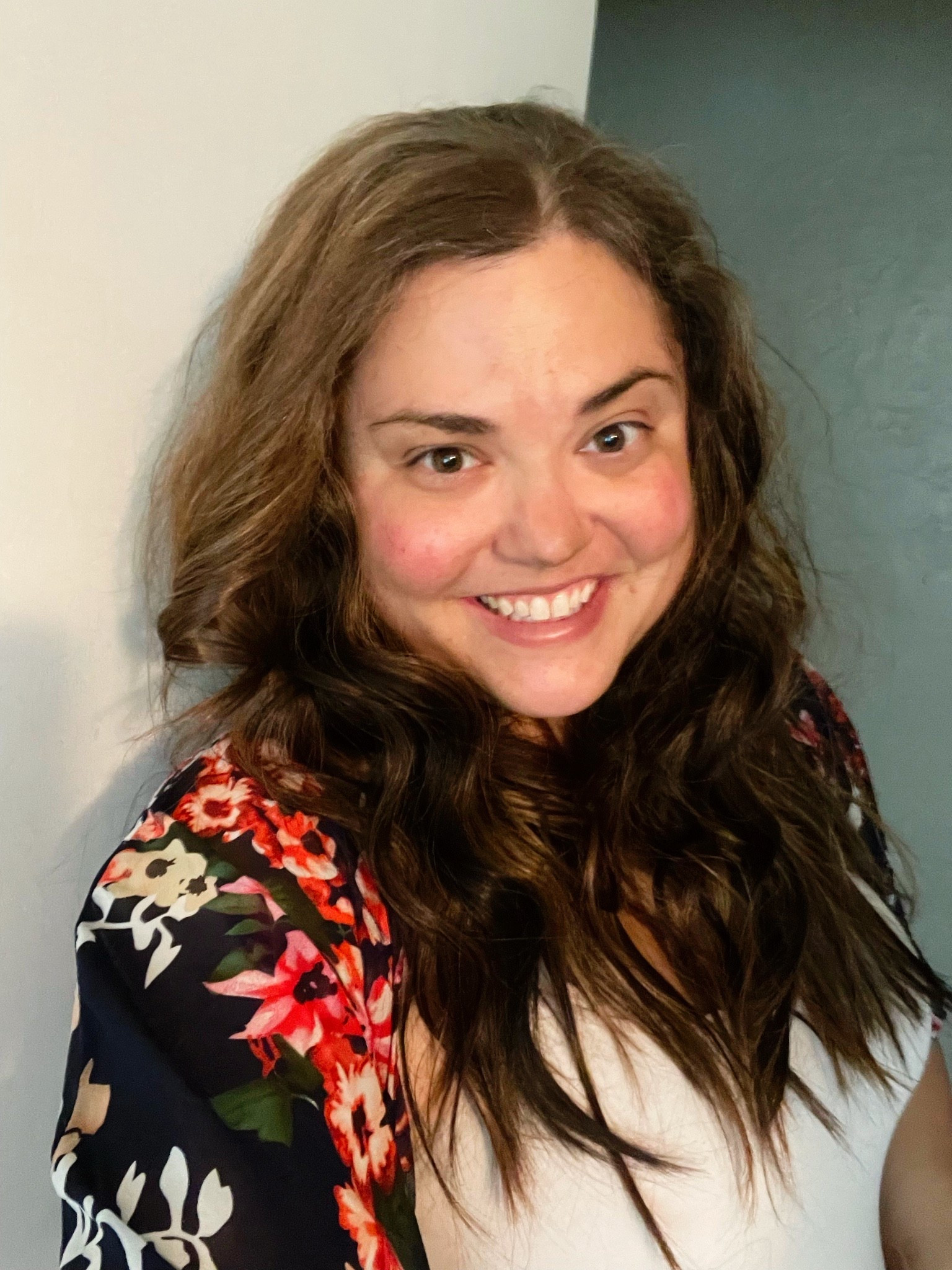 Cutest Synthetic Hair Extensions for perfect beach waves #hairproducts #synthetichairextensions #hairextensions 