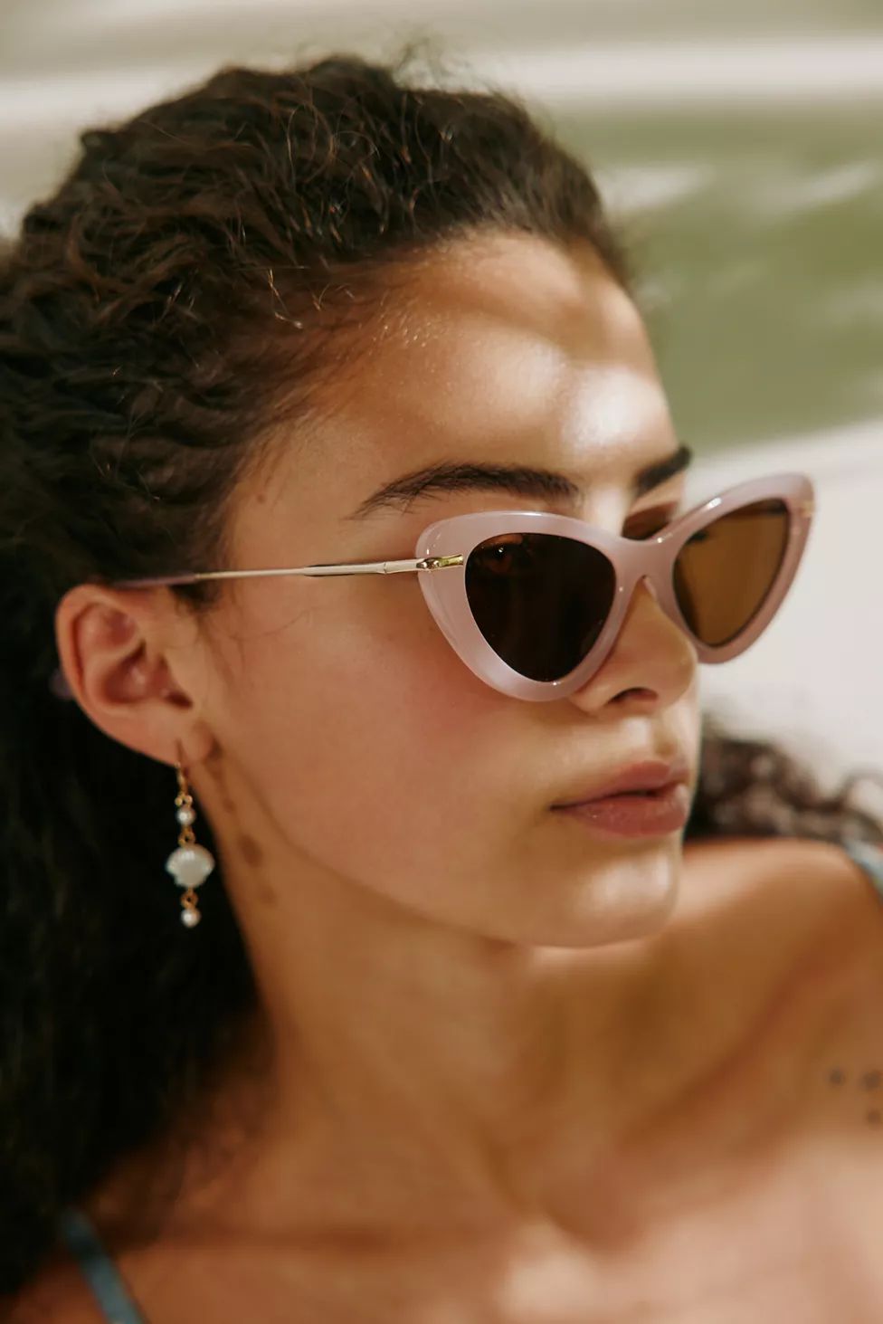 Dakota Combo Cat-Eye Sunglasses | Urban Outfitters (US and RoW)