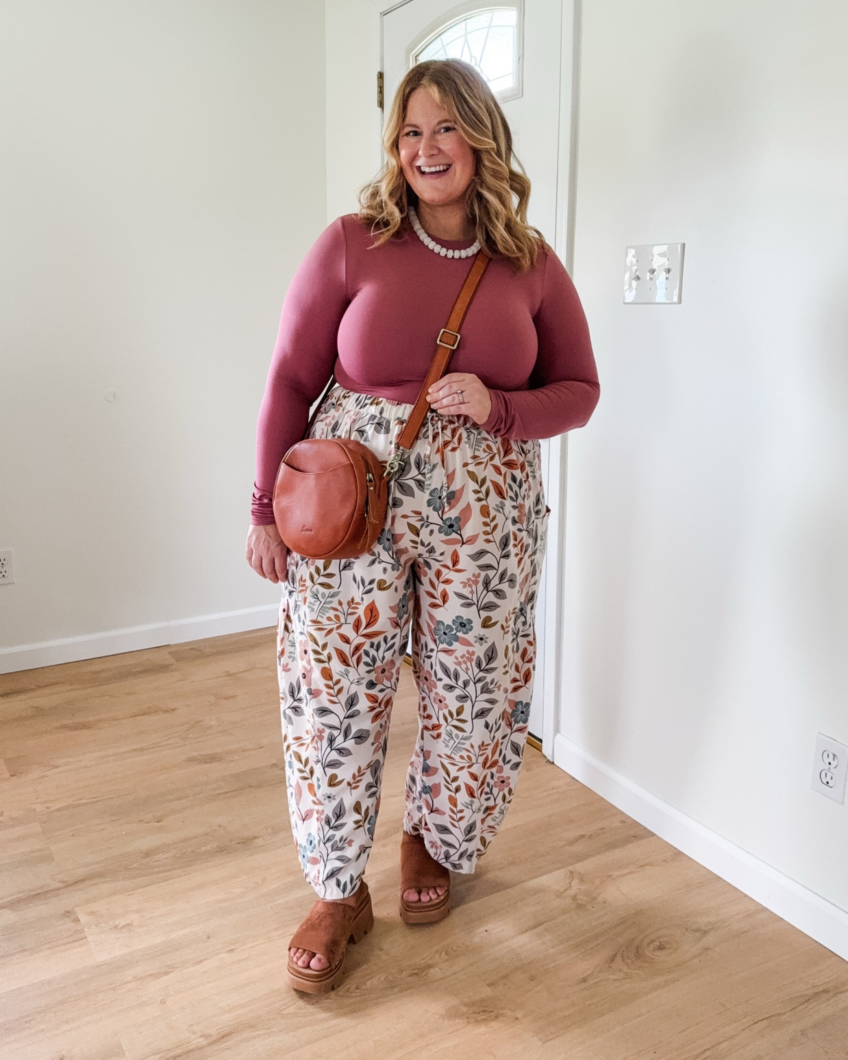 Linen pants outfit ideas for Fall!

Wearing a large in my linen pants.  

Cream Cardigan - XL 
Textured tank - large
Denim shirt - Xl
Pink top - older linked similar

#LTKSeasonal #LTKMidsize #LTKPetite
