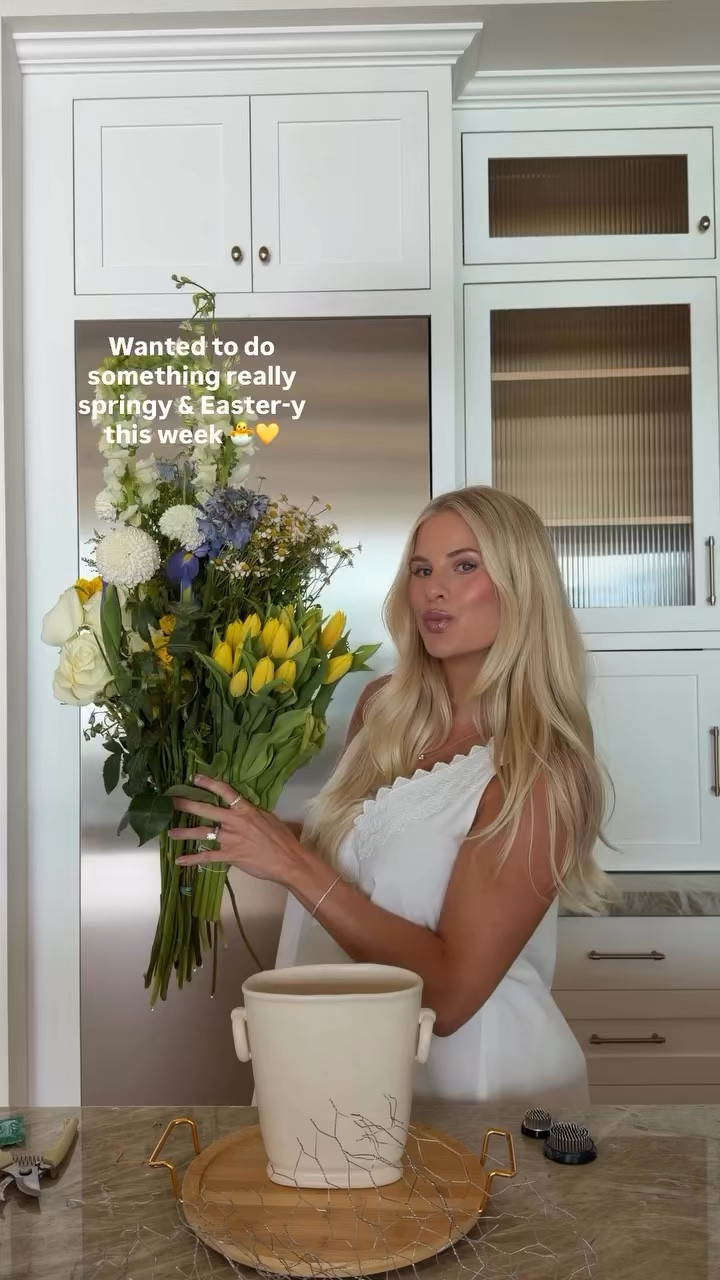 Size US 4 in dress! - mine is low stock so linking similar! #kathleenpost

Summer dress 2026, pregnancy style, casual chic dress, resort wear, vacation dress, maternity look, bump friendly

#LTKootd #LTKdayinmylife #LTKBump