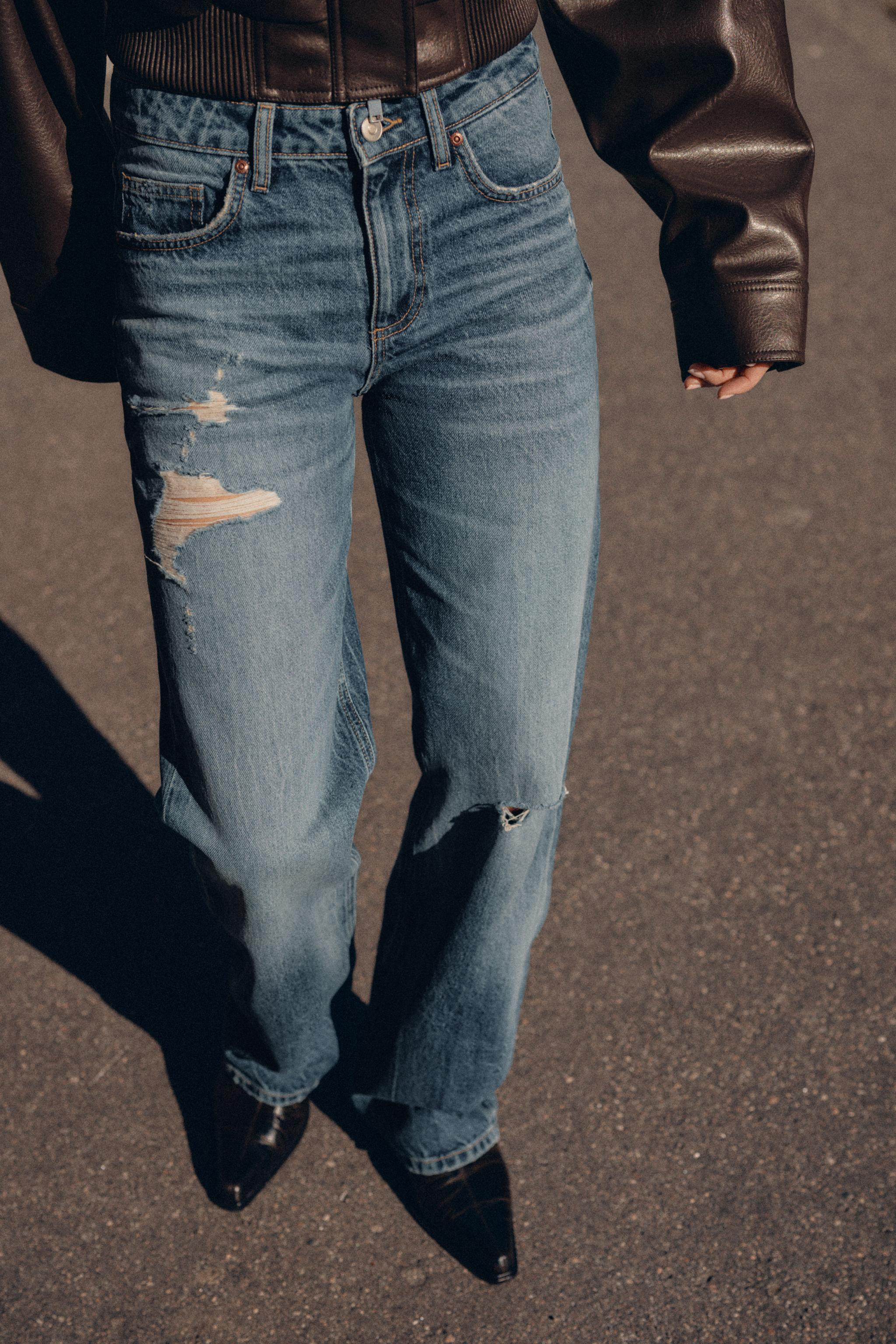 TRF MID-RISE RIPPED WIDE LEG JEANS | Zara US
