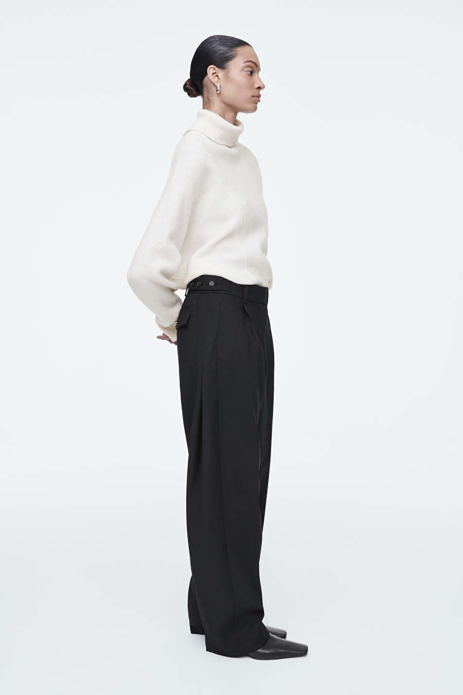 WOOL-BLEND BARREL-LEG TROUSERS | COS UK