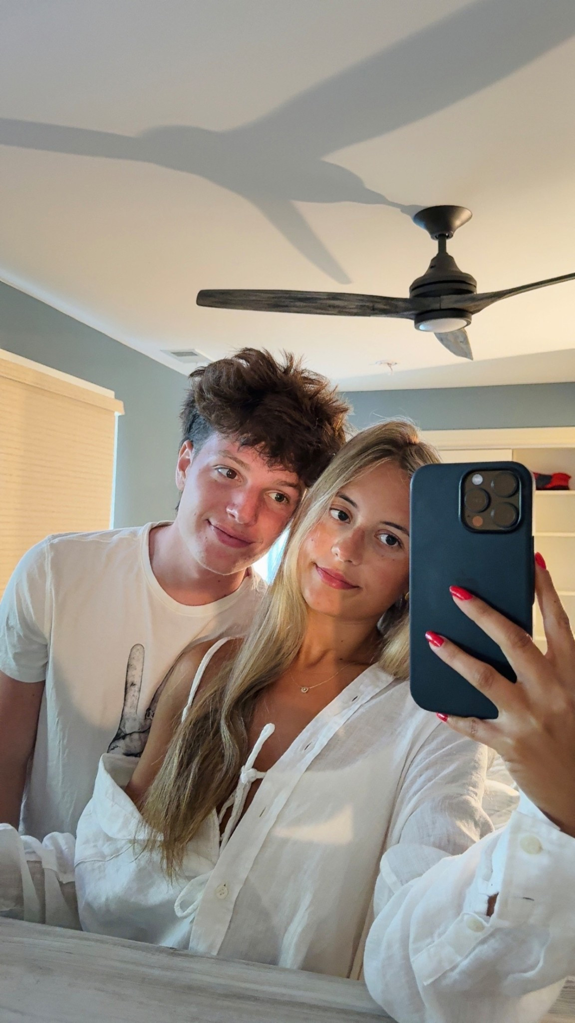 All white linen beach fit