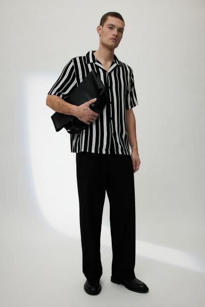 Patterned Resort Shirt - Black/white striped - Men | H&M US | H&M (US + CA)