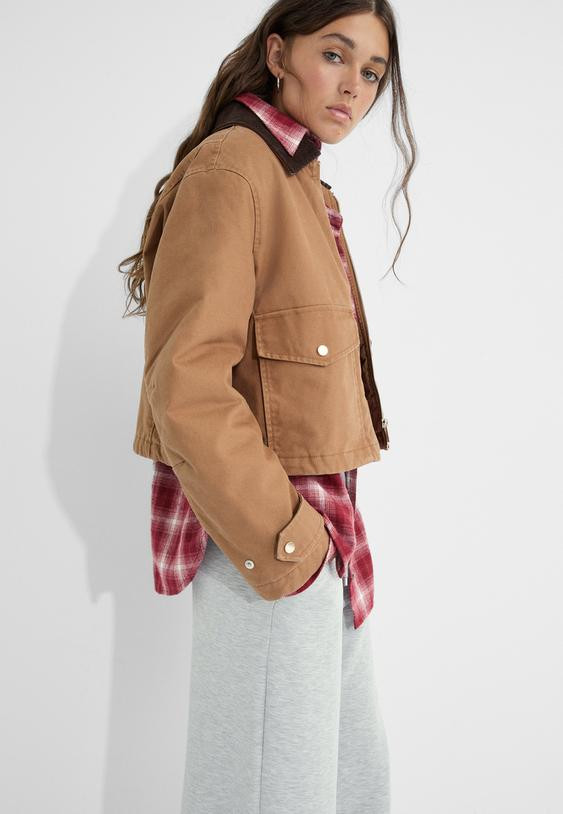 Cropped jacket with a corduroy collar - Women's Jackets | Stradivarius United Kingdom | Stradivarius (UK)