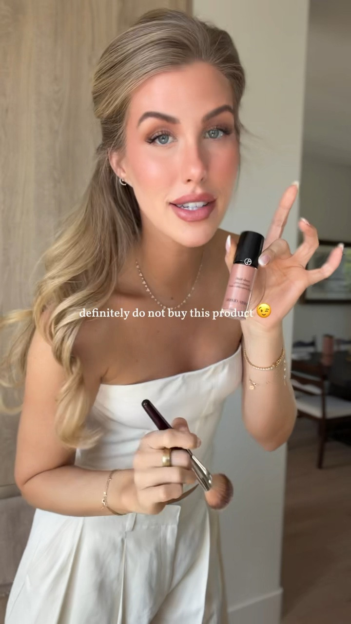 If you don’t want people to be staring at your glowing skin, don’t buy this product (it’s all I ever want to use) 😉🤍

#LTKootd #LTKgrwm #LTKBeauty