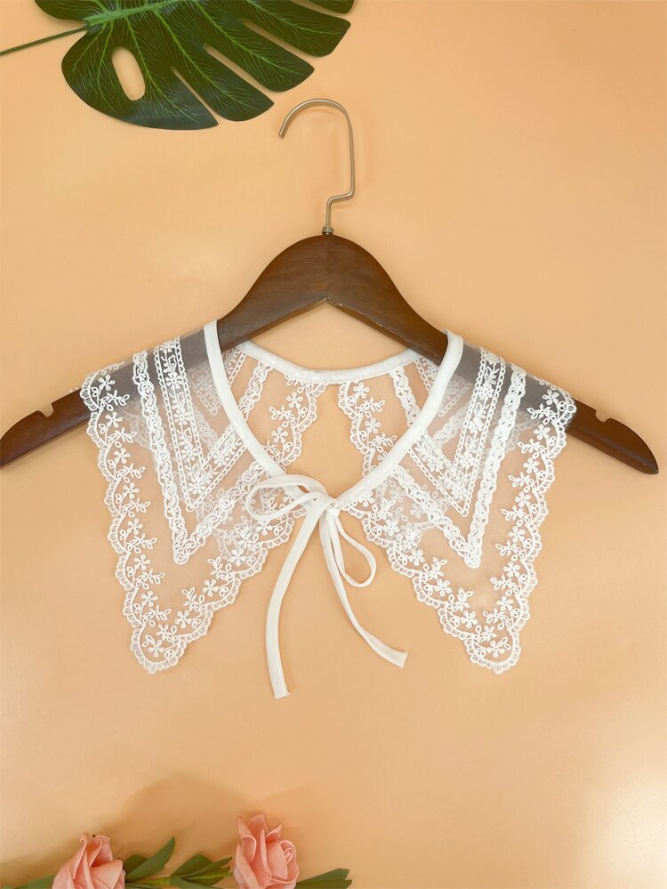 Scallop Trim Knot Decor Dickey Collar | SHEIN