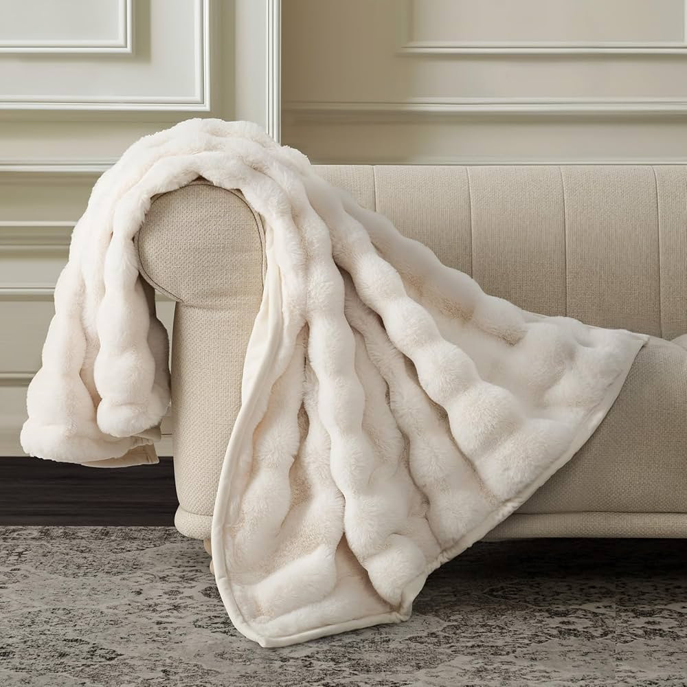 EVERGRACE Soft Luxury Faux Rabbit Fur Throw Blanket for Couch, Cozy Fluffy Channel Throw Blanket ... | Amazon (US)