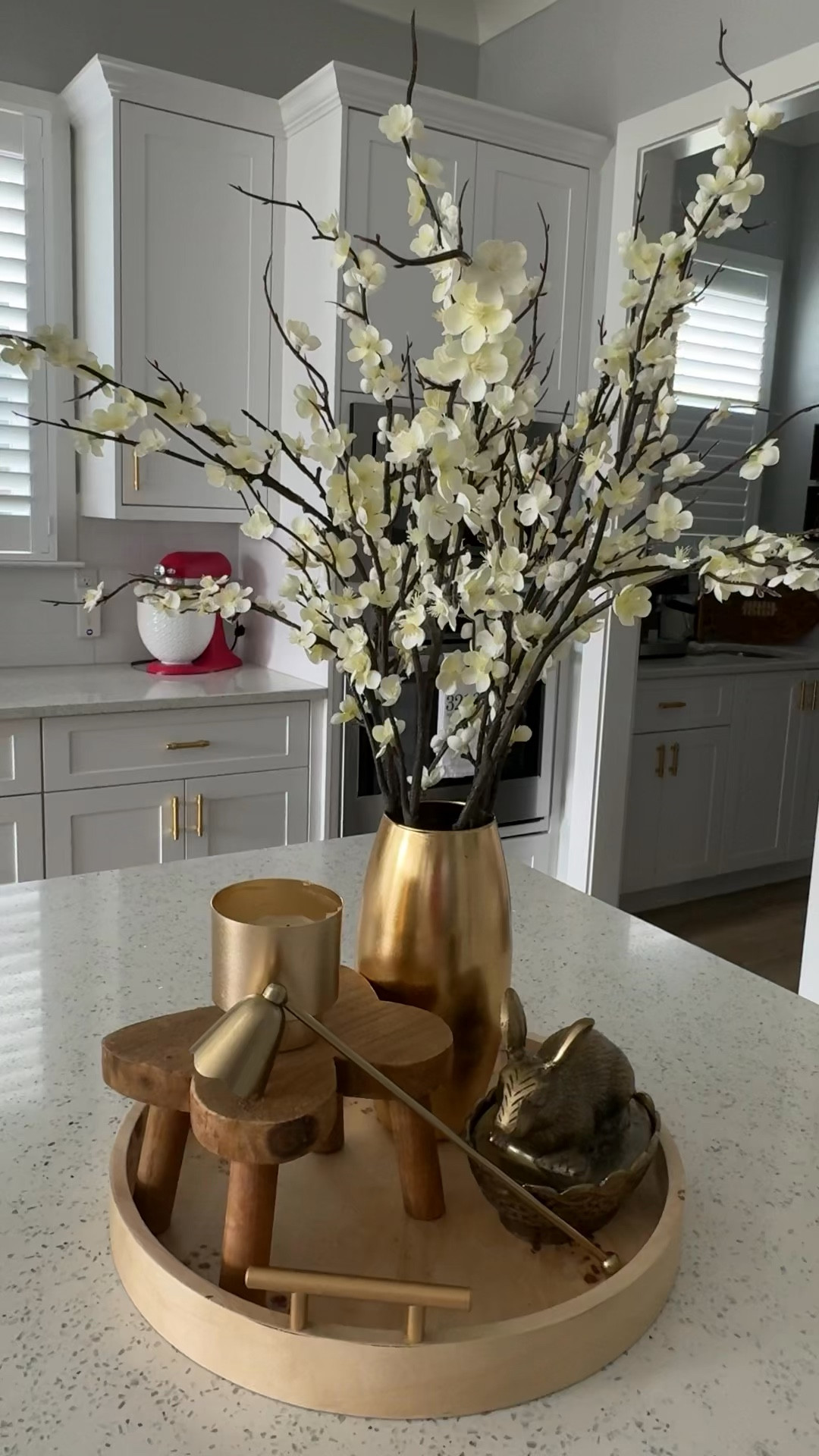 I’ve been slowly adding some Easter and spring decor around the house and these faux stems might be my favorite find this year 🌿🐰 Everything is from Amazon and Walmart, but the florals are what really made everything come together.

The faux greenery, cherry blossom branches, and full hydrangeas all look so realistic and give that soft spring look without having to buy fresh flowers every week. I love mixing them in vases, trays, and table centerpieces to make the house feel ready for Easter.

These are the kind of home finds that make decorating so easy because you can reuse them every year and they still look beautiful.

If you want links to any of the decor, comment LINK and I’ll send everything 🤍

#easterdecor #springdecor #amazonhome
#amazonfinds #walmarthome #springhome
#homedecorideas #seasonaldecor #easterhome
#fauxflowers #fauxgreenery #cherryblossom
#hydrangeas #traydecor #tabledecor
#coffeetabledecor #neutralhome #cottagestyle
#homeinspo #ltkhome #decorfinds


#LTKSeasonal #LTKHome