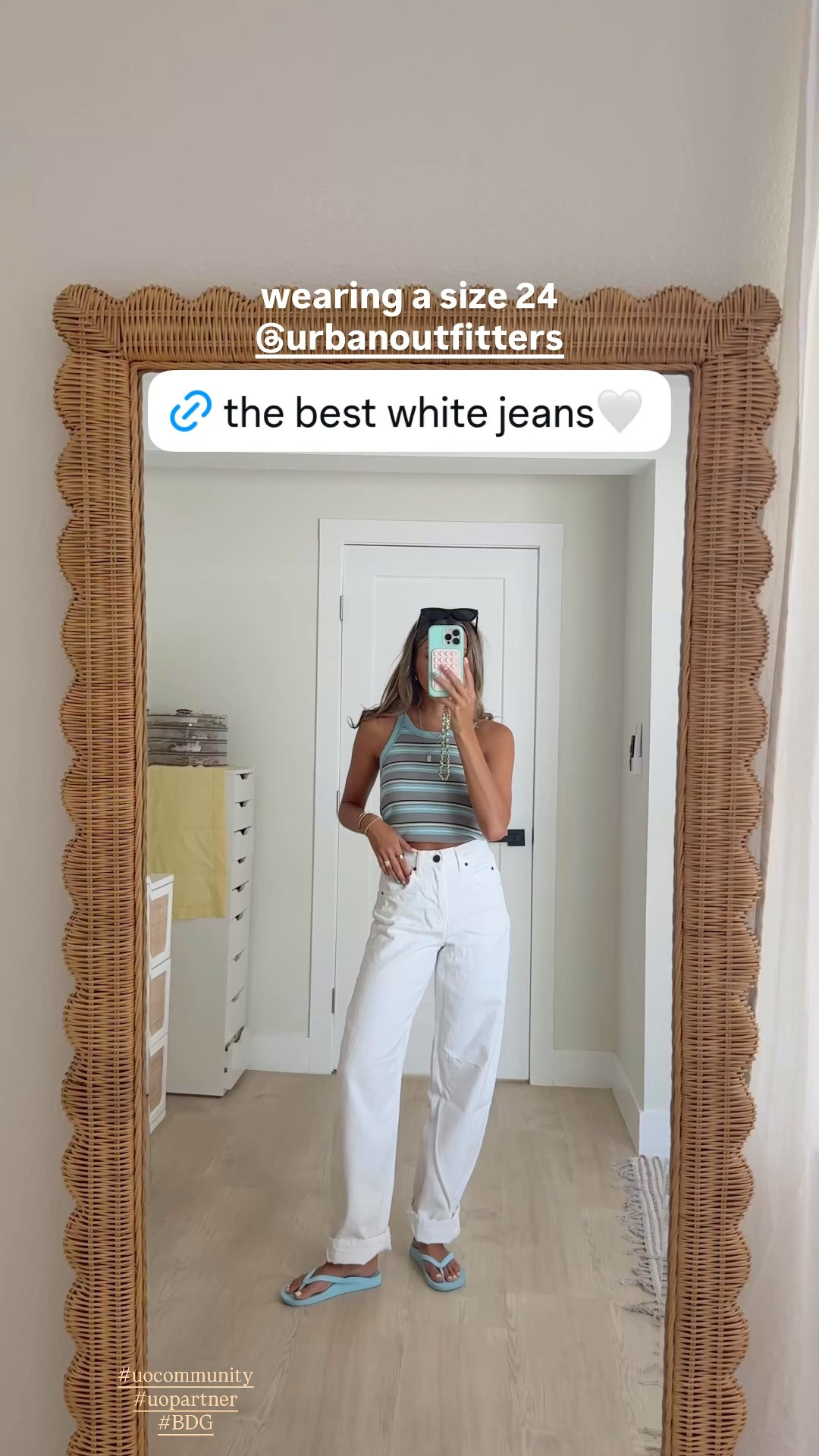 #uopartner so many cute new denim + tops from @urbanoutfitters - the best wardrobe staples for summer to fall transition outfits & back to school season 💕🛍️ wearing a 24/00 and XS. #uocommunity #BDG