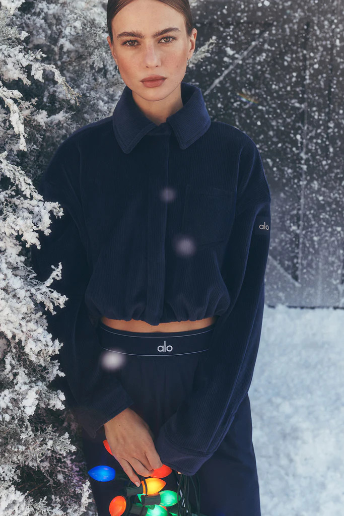 Ribbed Velour Cropped Mountain Side Jacket | Alo Yoga (US)