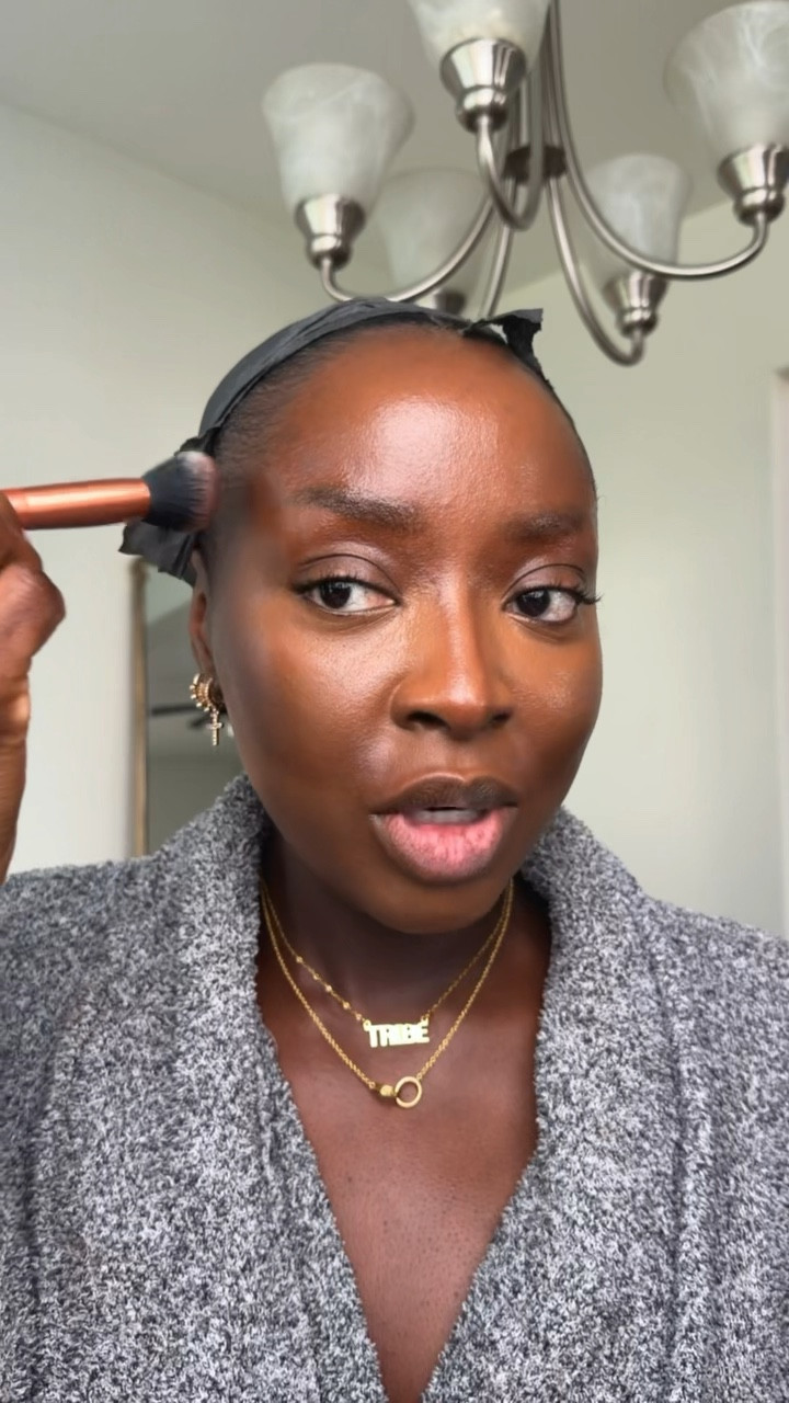 Doesn’t this TOO FACED sculpting bronzer looks so good? The foundation that I’m wearing is M.PH in the shade is 300N. 