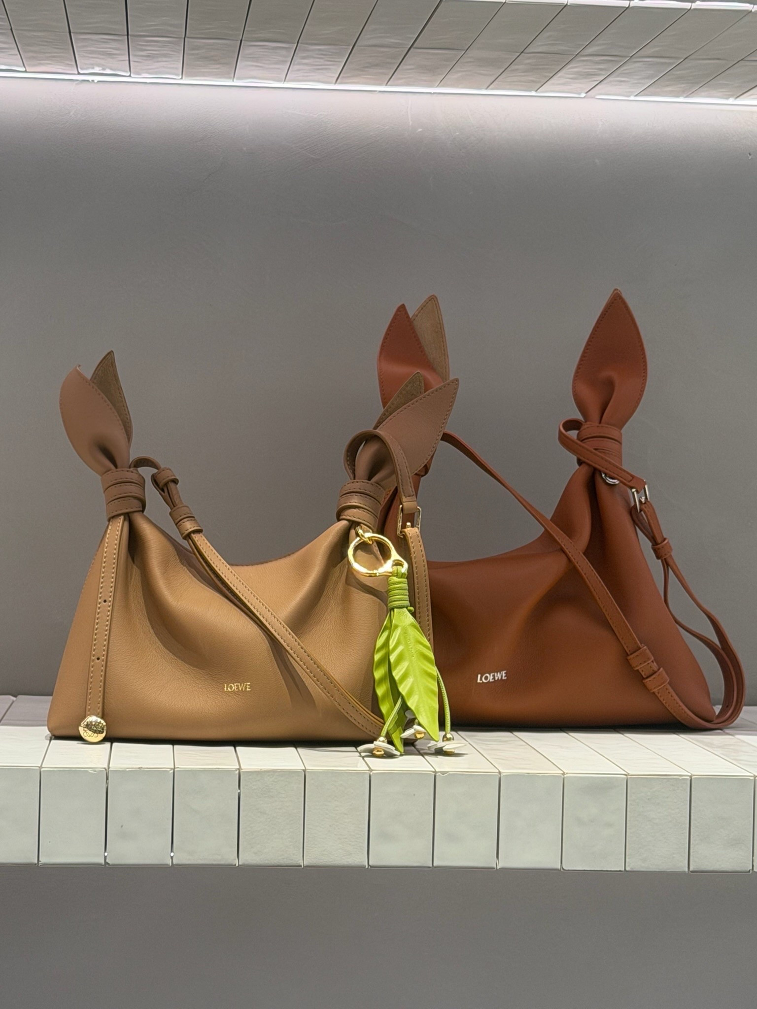 When we saw these bags we immediately fell in love! 

Fall bags, fall accessories, fall fashion, designer bag, women’s fashion