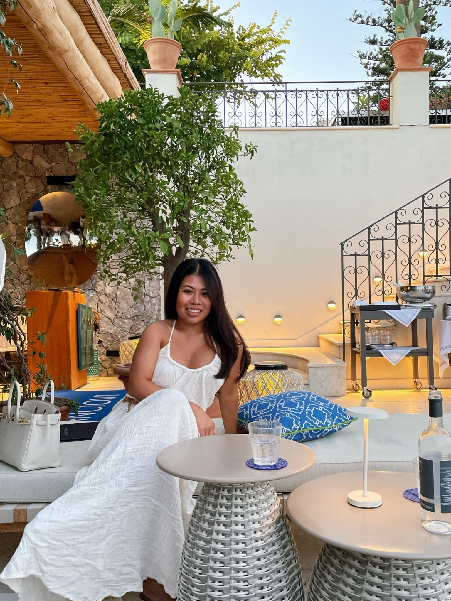 Oh look she’s wearing another white dress 🤍

#LTKtravel