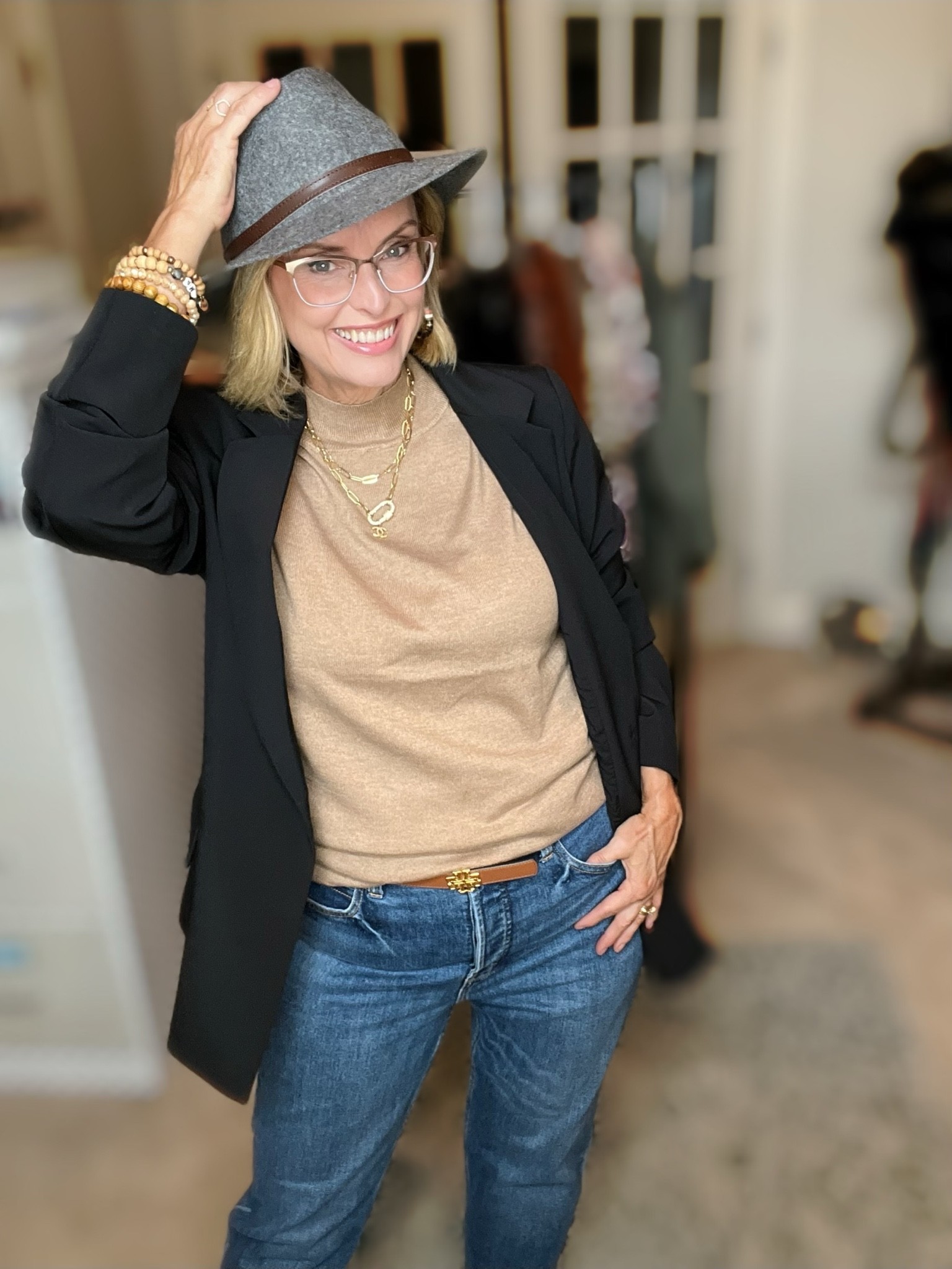 All the fall feels in my travel capsule wardrobe. 

#LTKcurves #LTKtravel #LTKSeasonal