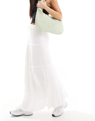 Pull&Bear tiered maxi skirt in white | ASOS | ASOS (Global)