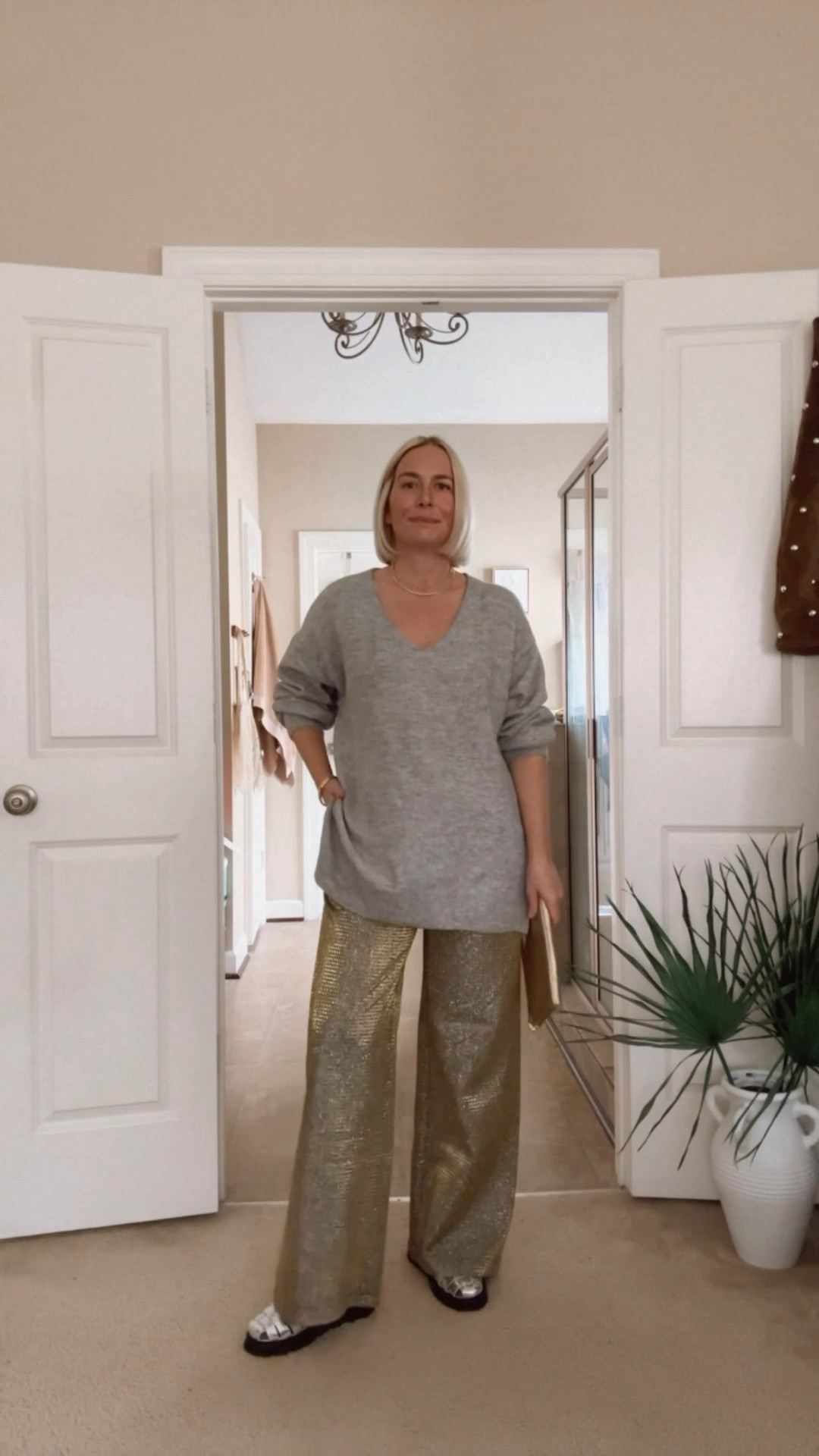 12 Days of Holiday Fits: Day 11 🪩✨🎊

#LTKSeasonal #LTKHoliday #LTKStyleTip