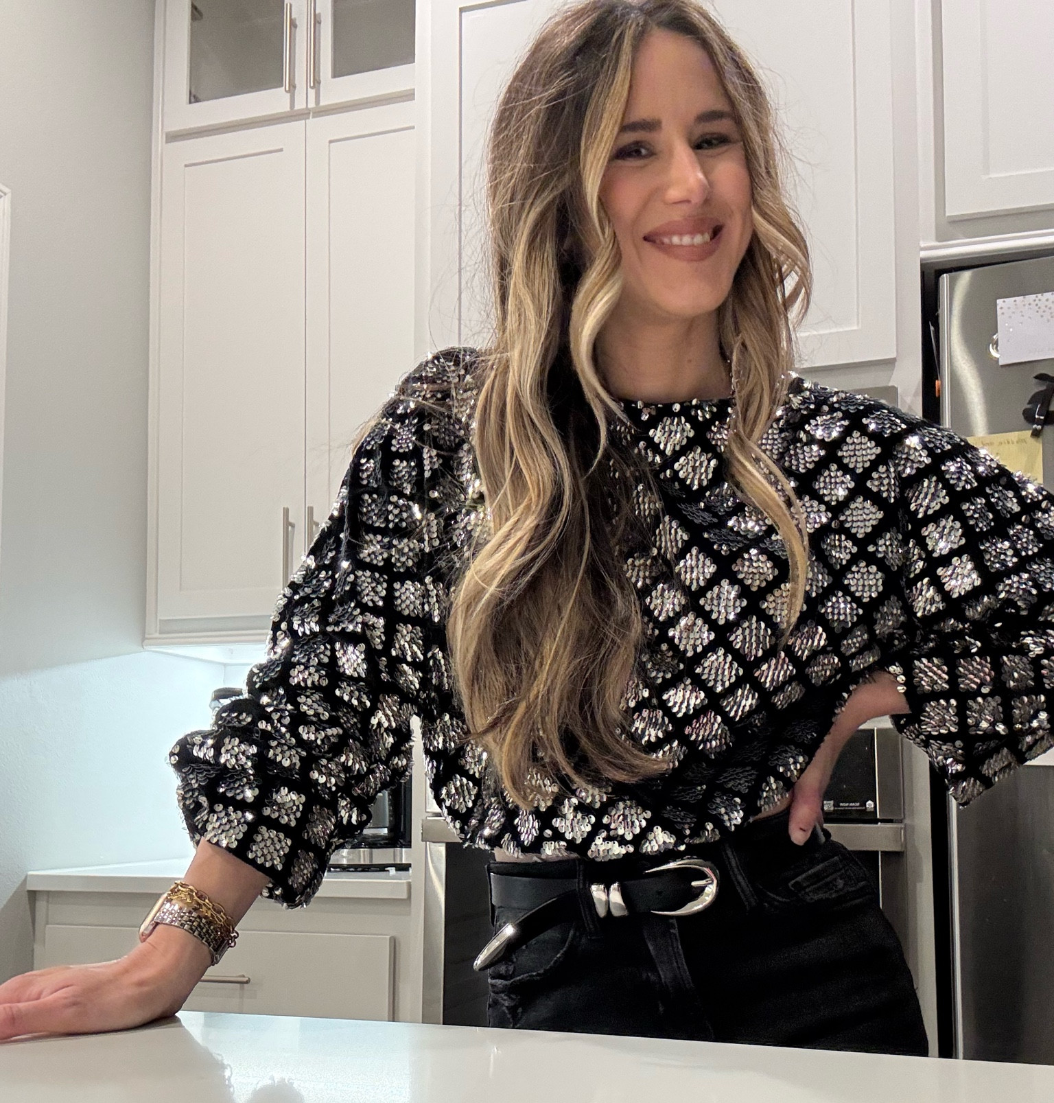 Sequin top! 

Runs TTS- wearing size S 

#sequin #top #ootd #pinkhaven 

#LTKFindsUnder100 #LTKStyleTip #LTKSaleAlert