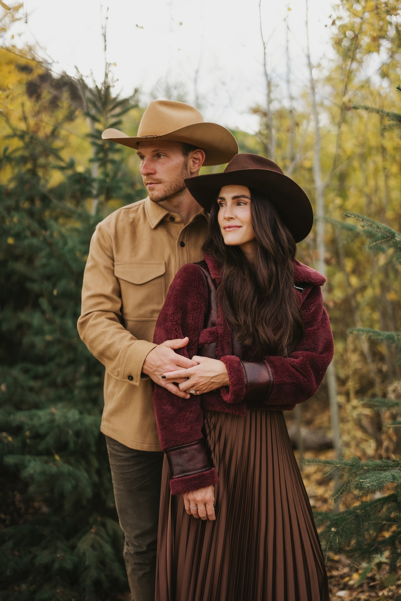 family pictures 🤎🍂 looooove my burgundy jacket for fall and winter. Wearing a small.

#LTKSeasonal #LTKMens #LTKFamily