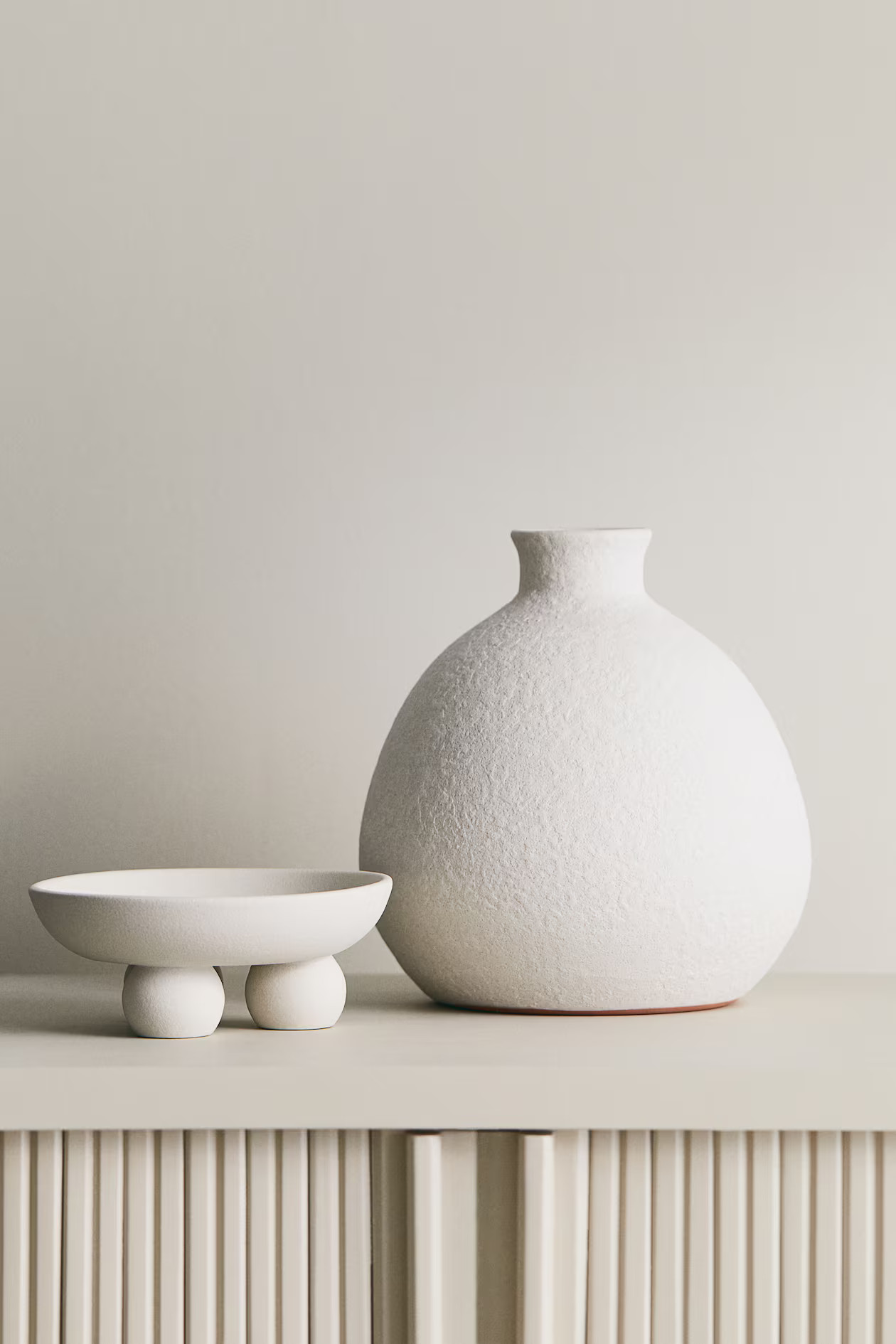 Small terracotta vase | H&M (UK, MY, IN, SG, PH, TW, HK)