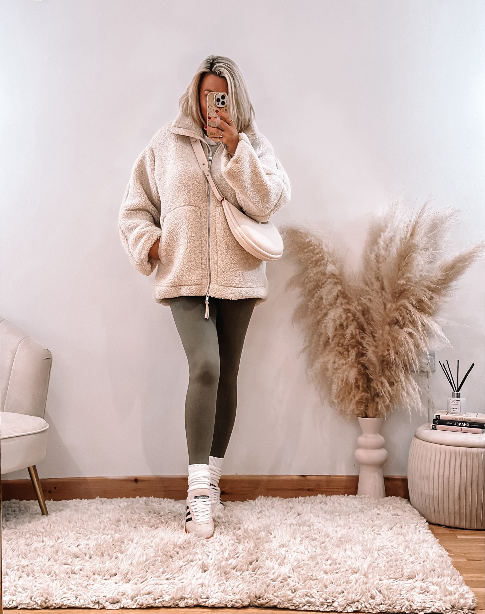 Leggings are an autumn favourite girls and Ive found the perfect olive colour to add to our autumn wardrobe. They are really comfortable, super high waisted and completely hold you in. I’ve styled them here with an oversized Borg jacket, thick socks and trainers for a busy day as a mum if 4.

#LTKuk #LTKmidsize #LTKeurope