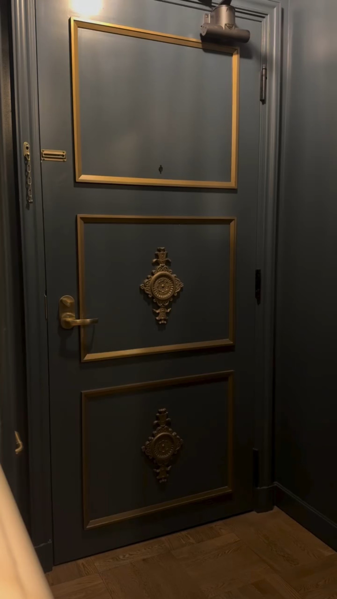 It’s always fun dressing up for the holiday season. 🎄