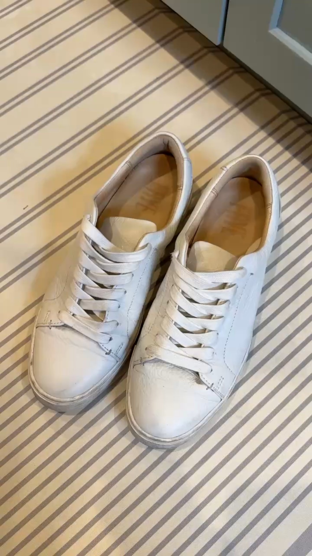 How I keep my white sneakers clean! 

#LTKShoeCrush