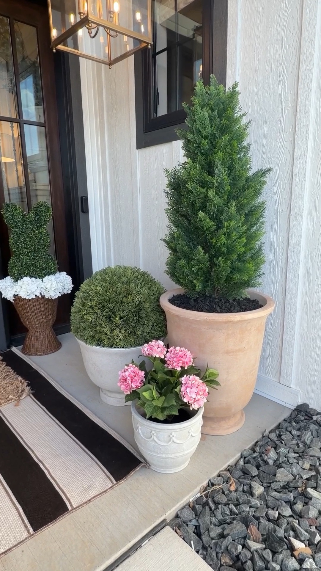 My Spring front porch 🌸🤍😊👏🏻

#LTKSpringSale #LTKHome #LTKSeasonal