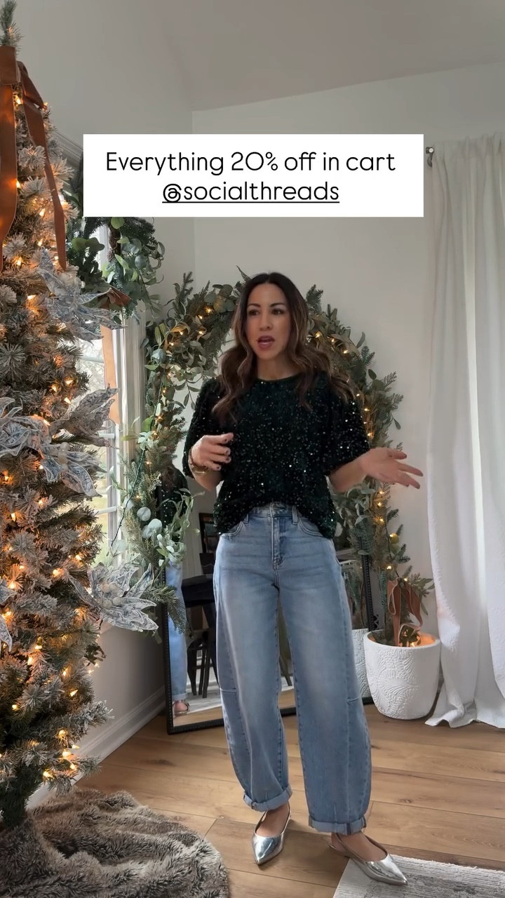 Sequin top small, 25 barrel jeans, Holiday outfit, Christmas outfit

#LTKSaleAlert #LTKHoliday #LTKFindsUnder100