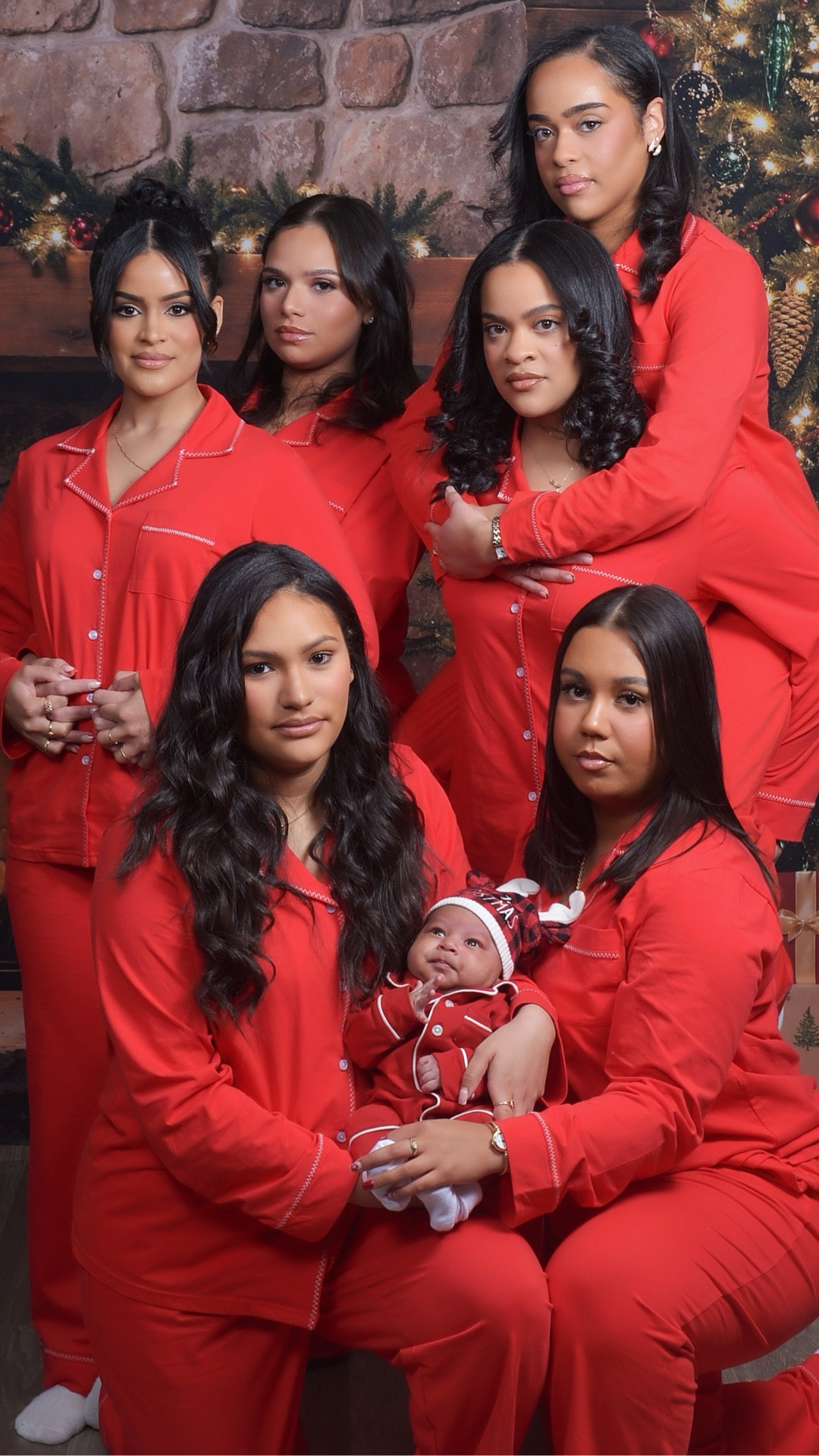 Matching Christmas PJs 🎄🎅🏻❤️

#LTKHoliday #LTKFindsUnder100 #LTKGiftGuide