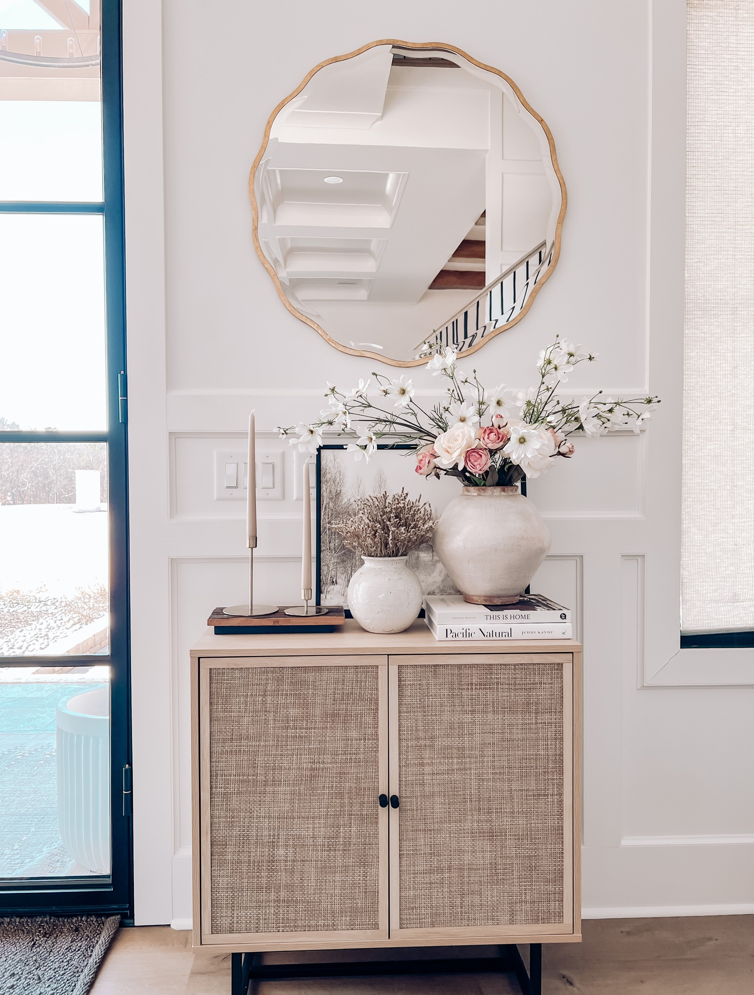 Working on adding a few spring updates like some spring florals to our home!
Dining room
Living room
Kitchen
Valentine's Day
Thislittlelifewebuilt 
Area rug
Gallery wall 
Studio mcgee Target 
Target
Home decor 
Kitchen
Patio furniture 
McGee & co 
Chandelier 
Bar stools 
Console table 
Bedroom
Vacation 
Afloral
Pottery barn 

#LTKhome #LTKFind #LTKSeasonal