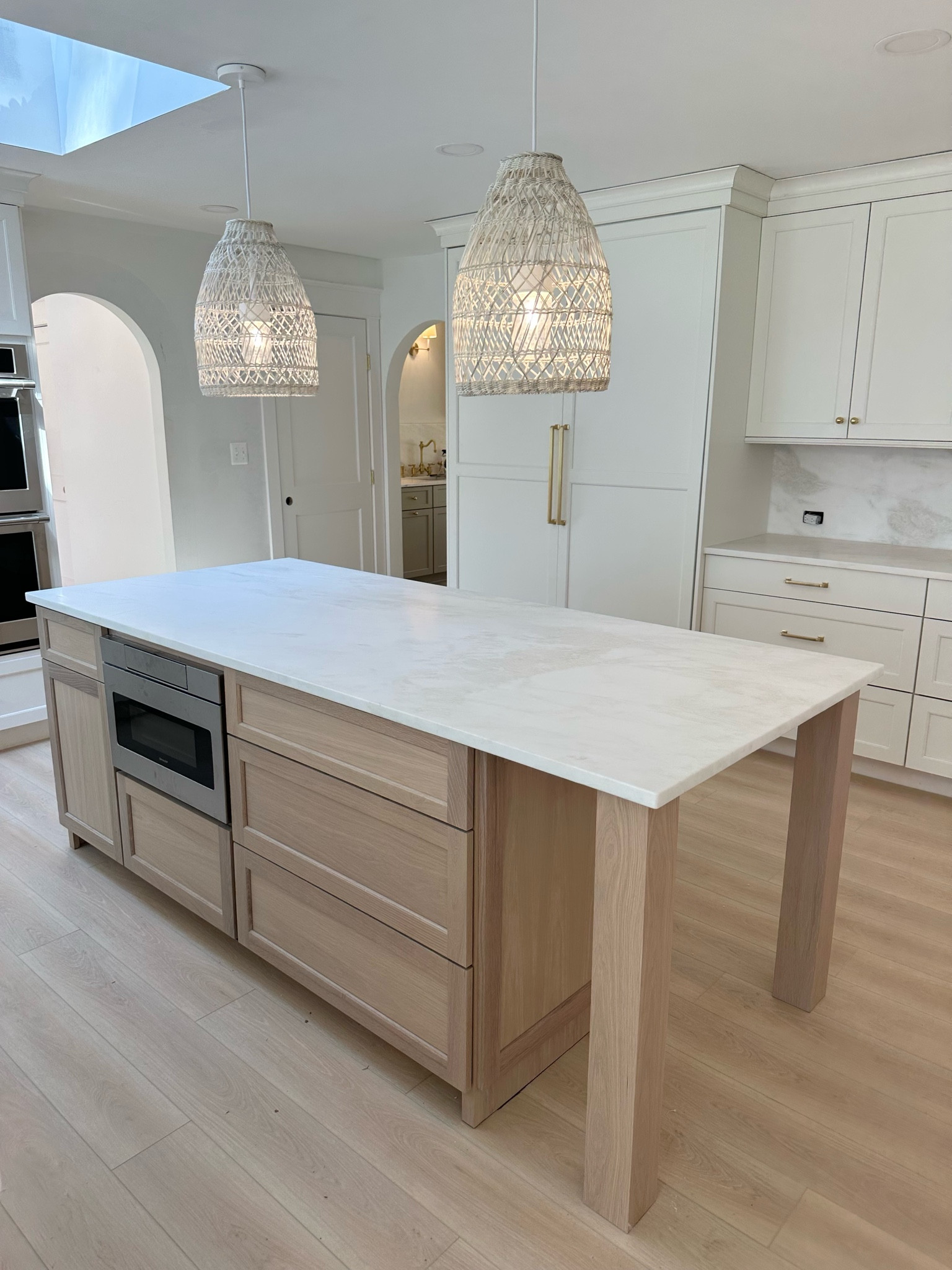 Got our pendants up and we are so excited! They are on sale right now as well 

#LTKSale #LTKFind #LTKhome