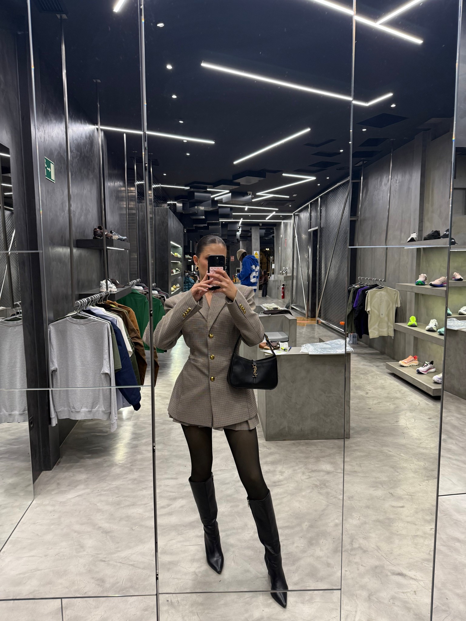 favorite blazer set I wore in Madrid! 

#LTKgrwm #LTKootd #LTKWorkwear