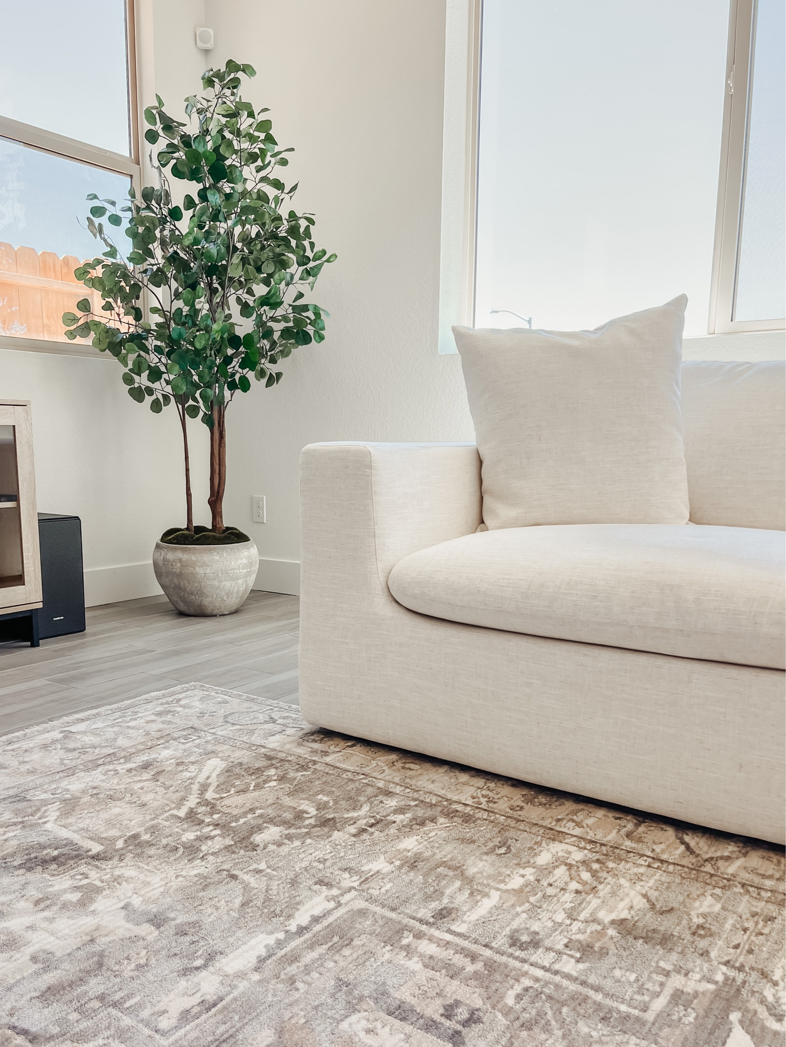 So in love with our new living room rug! It has a fringe detail on two sides of it and a beautiful design. Colors are mostly taupe, grays, and creams. 

#LTKhome