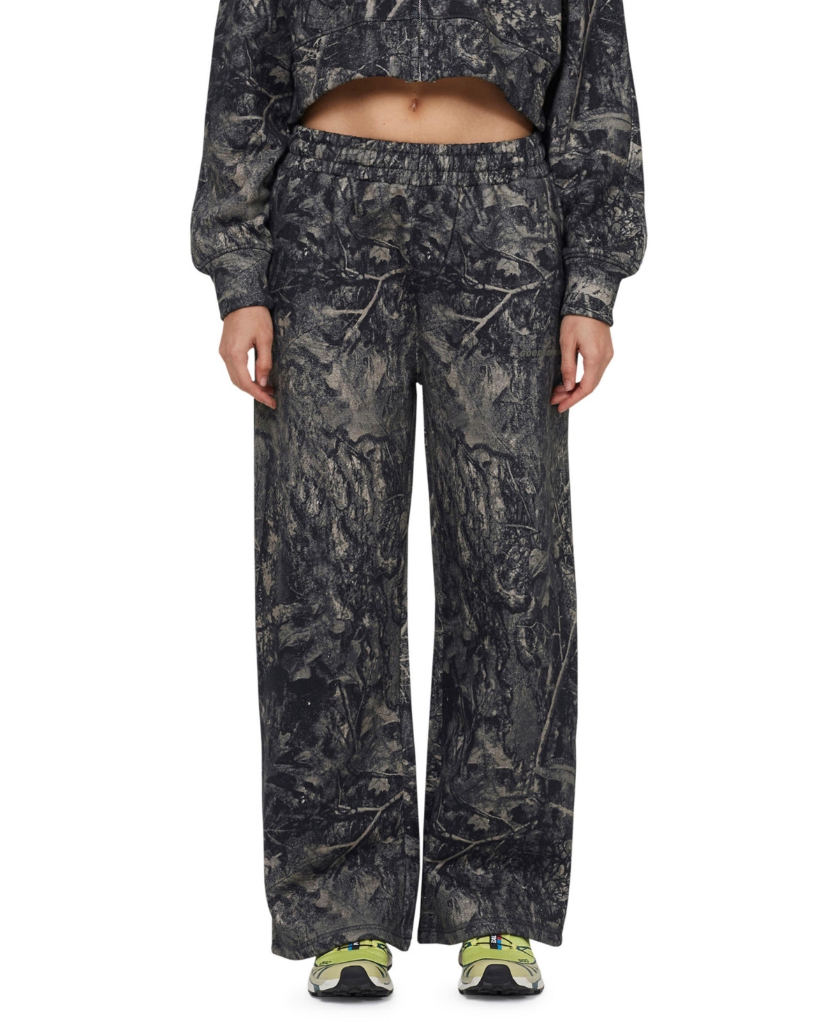 Good For Nothing Women's Woodland Camo Baggy Jogger - Camo | Macy's