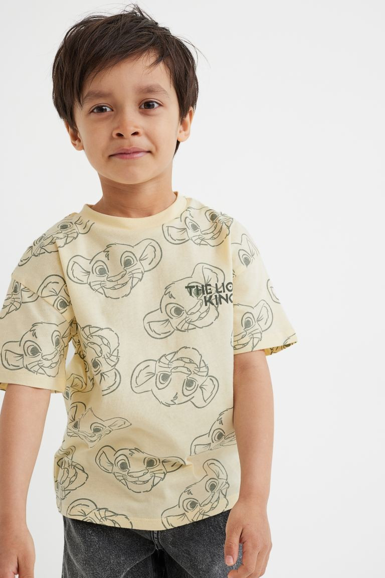 Relaxed-fit T-shirt in soft cotton jersey with a printed design. Ribbing at neck, dropped shoulde... | H&M (US + CA)