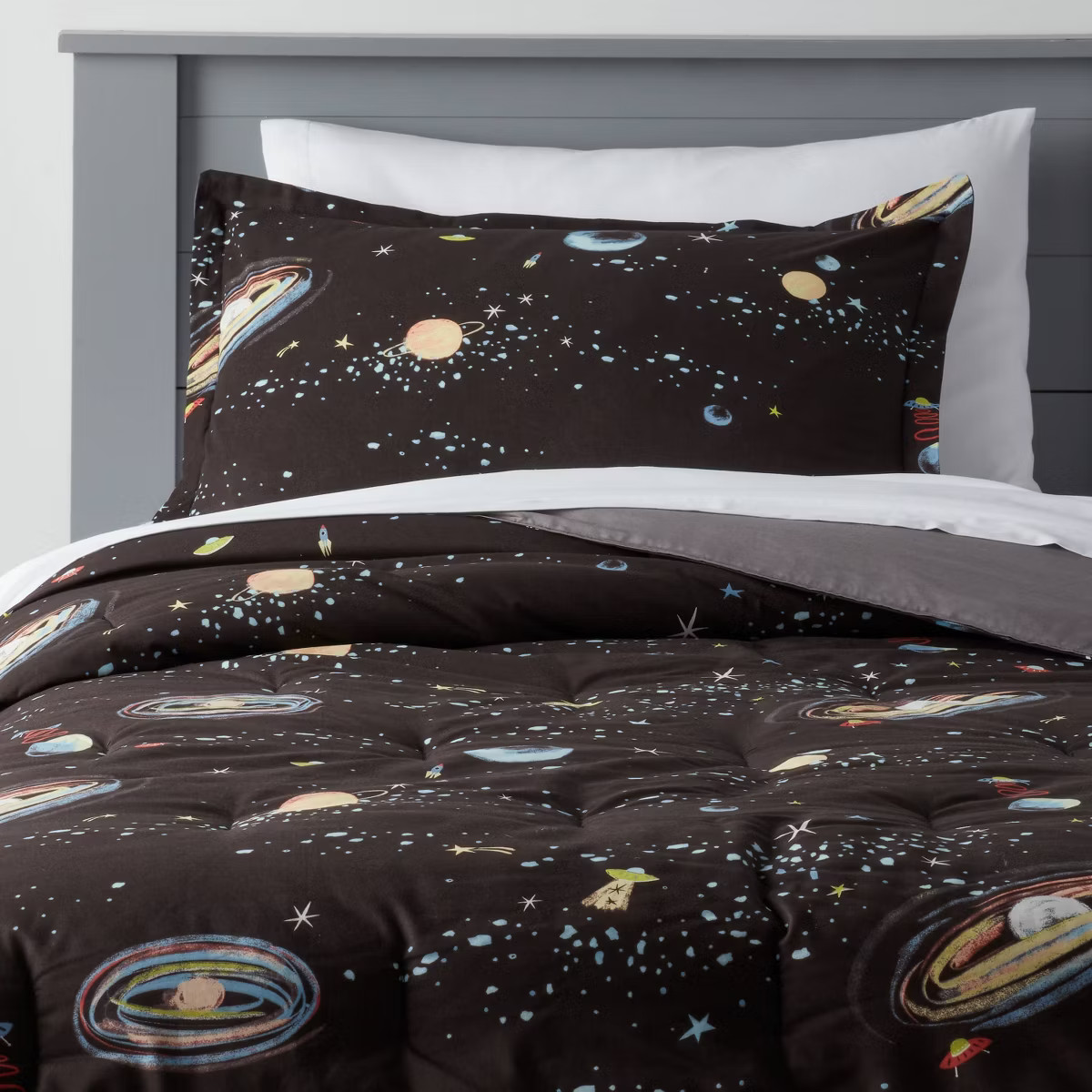 Twin Space Kids' Comforter Set - Pillowfort™ | Target