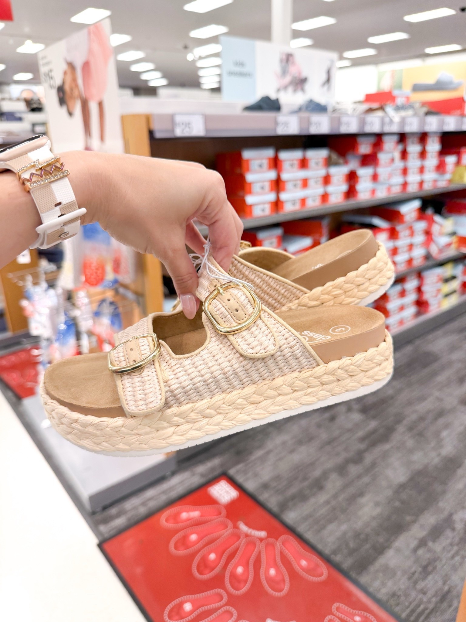 These sandals are so adorable! The perfect summer shoe that goes with any outfit!

#LTKSeasonal #LTKHome #LTKootd