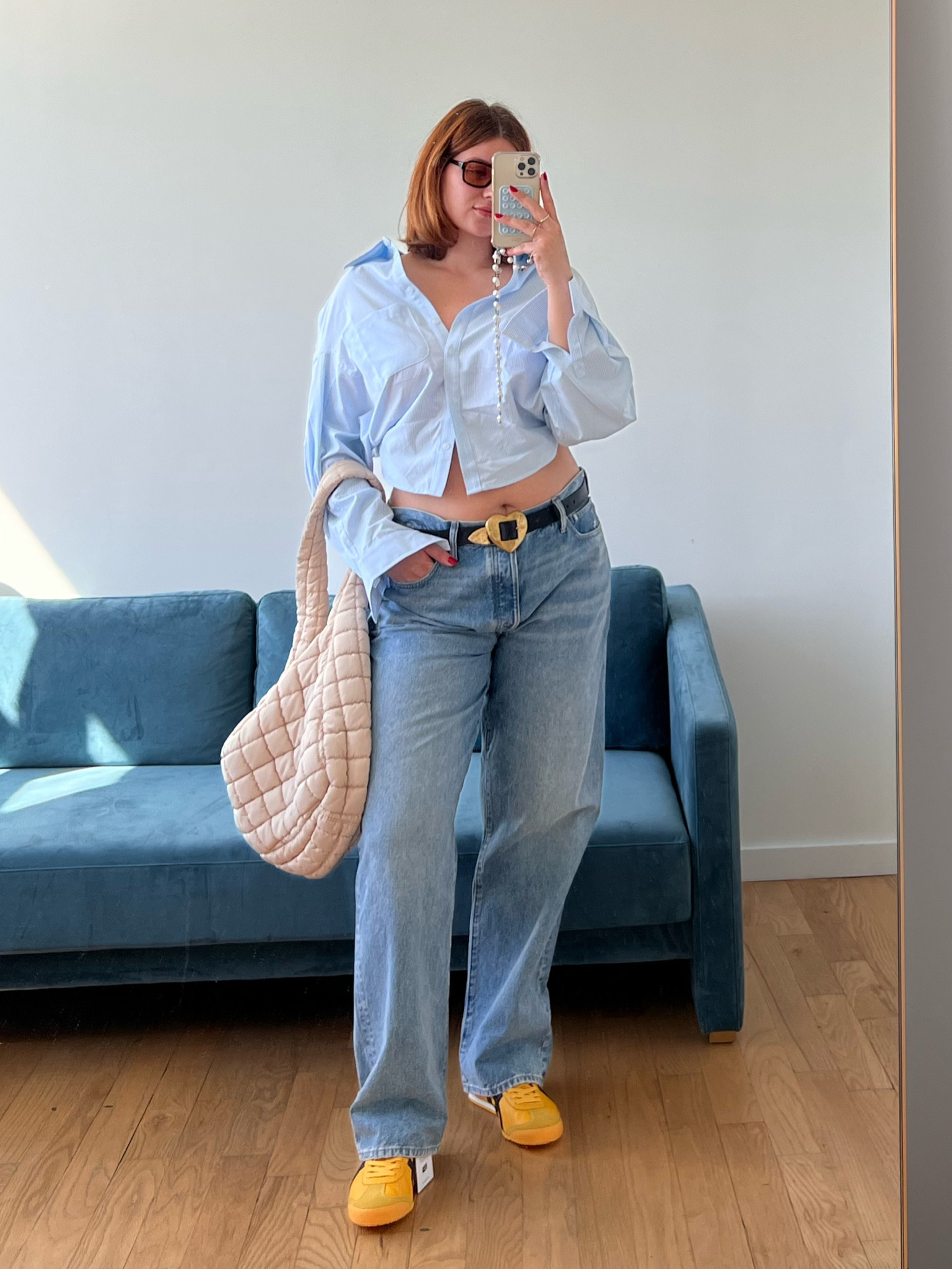 Jeans - 33 tall 
Top (sourceunknown) 
Belt - L 