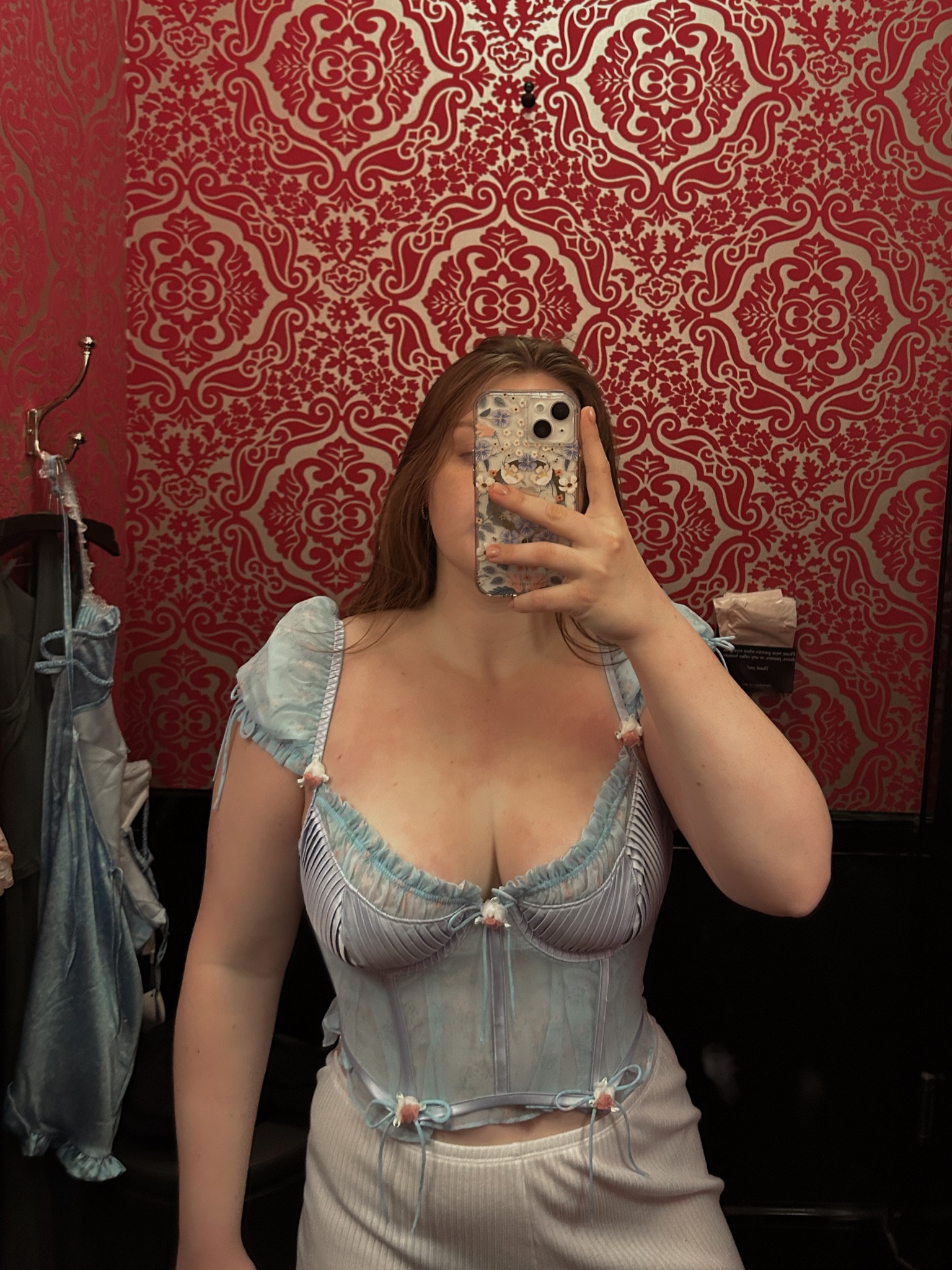 Soft blue bustier for spring! From For Love & Lemons at Victoria Secret!💗💙

Wearing a size L, runs pretty small!!