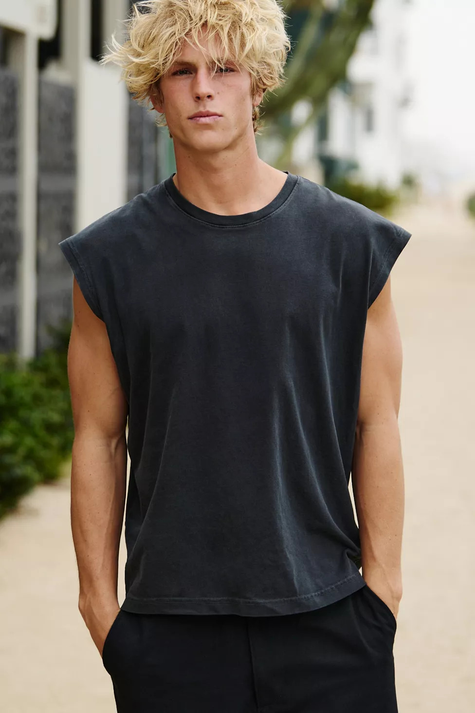 Standard Cloth Luca Cutoff Tee | Urban Outfitters (US and RoW)