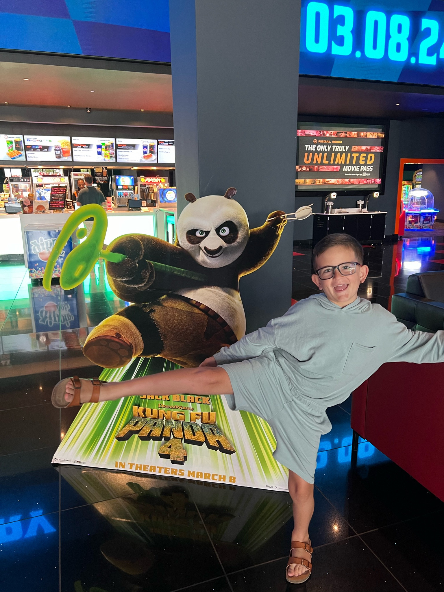 Vacation outfit, travel outfit, spring break, kid’s sandals 

#LTKtravel #LTKkids #LTKfindsunder50