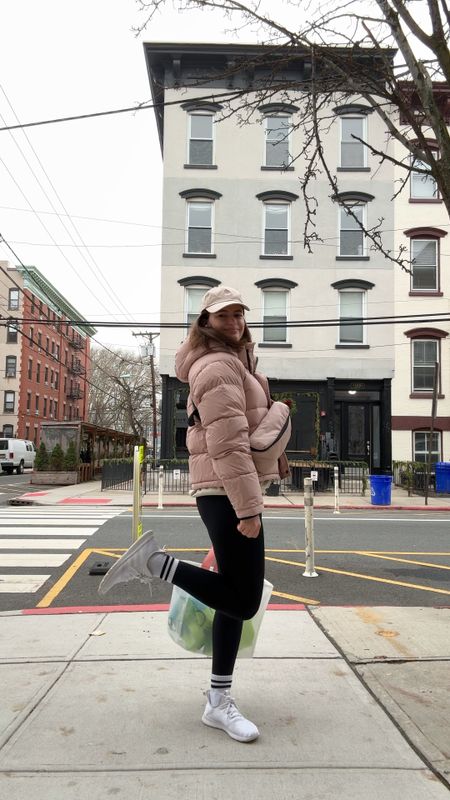 My go to winter grocery run outfit! Loving the Aritzia Super Puff Shorty as well as these leggings I found on Amazon  

#LTKVideo #LTKfindsunder100 #LTKSeasonal