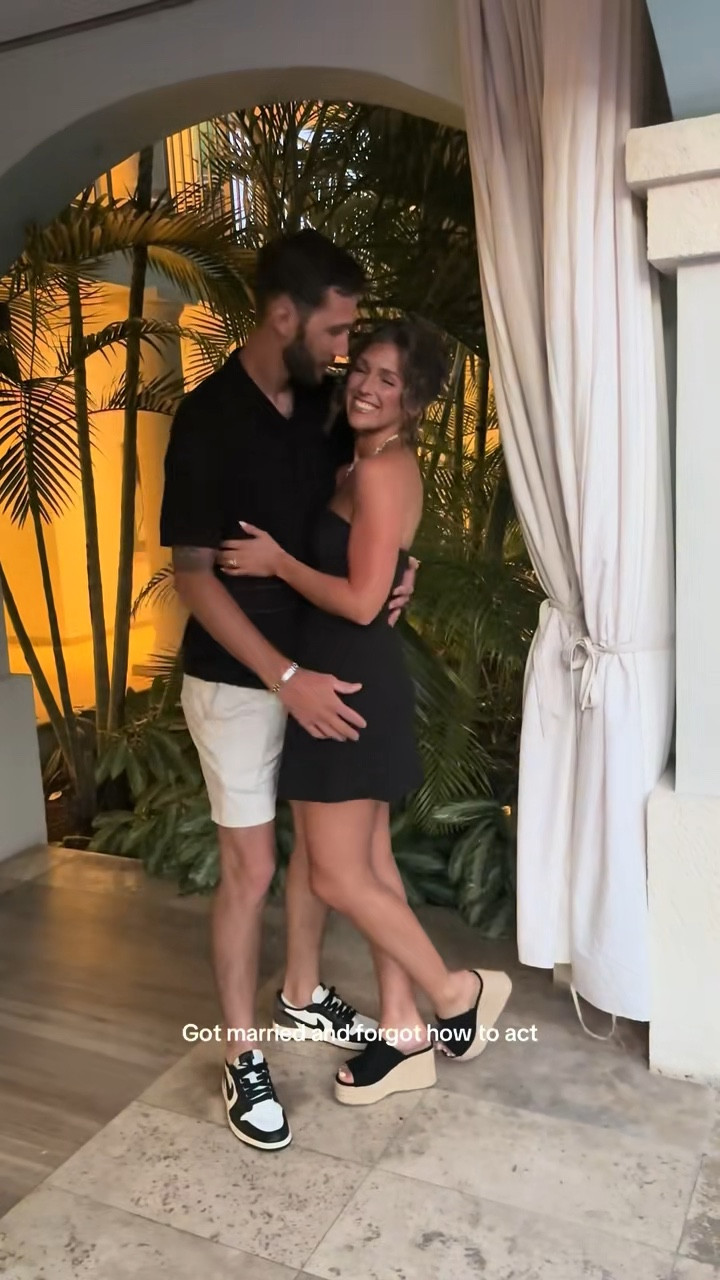 Easy coordinated outfits for the resort! Black tube top tucked into a black linen skirt and Drew’s open-stitch button up with the Jordans we love 🖤

#LTKStyleTip #LTKShoeCrush #LTKMens