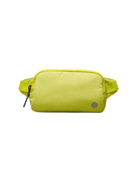 Everywhere Belt Bag Mini | Lululemon (US)