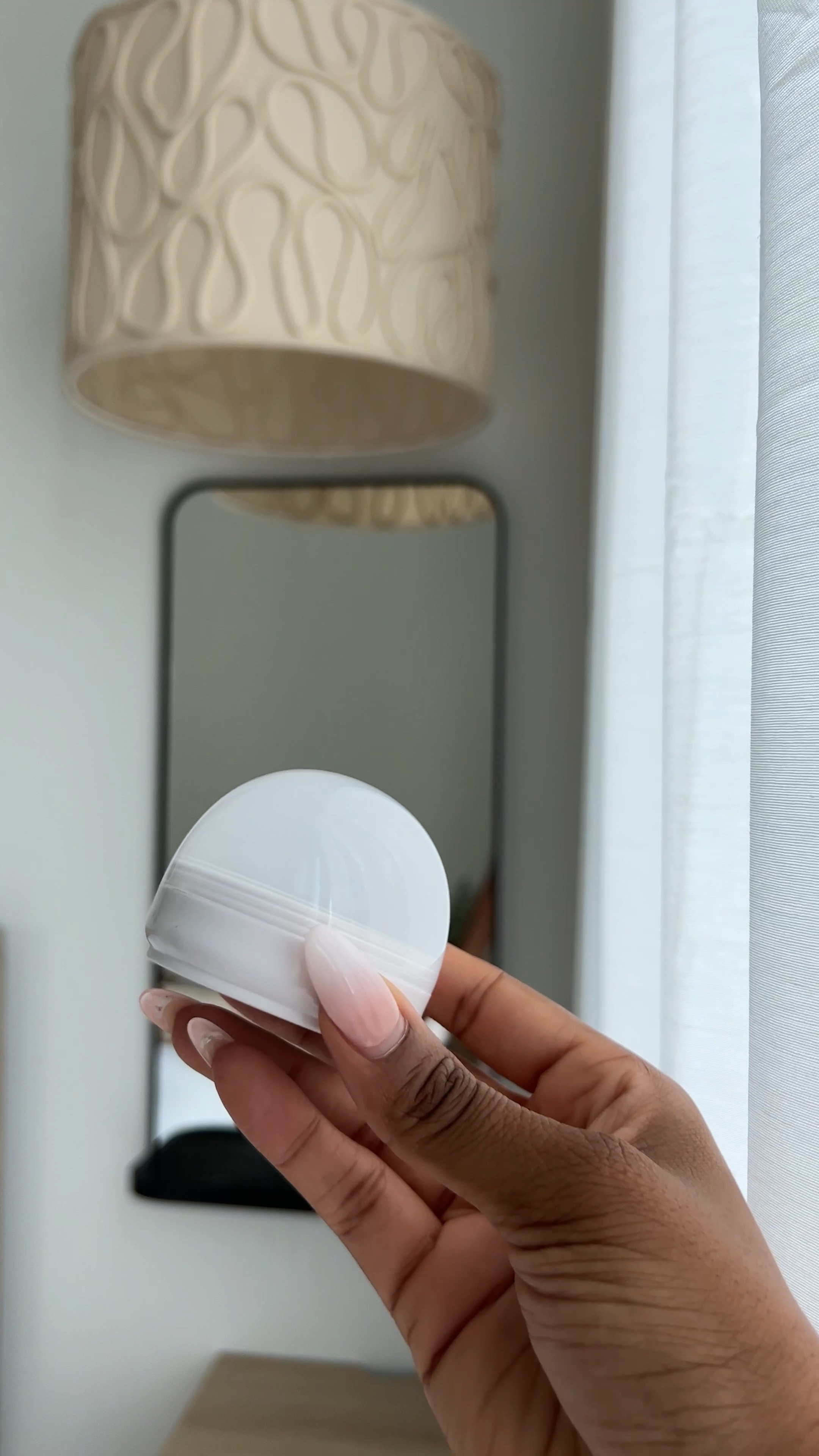 really into these battery operated light bulbs from amazon. simply pull them off the magnetic piece and charge them and click them back on. 

love that you don’t have to un-screw and re-screw onto the lamp shade every-time for charging. 

they come with a remote and you can change the brightness and color to fit your mood. 


#LTKhome