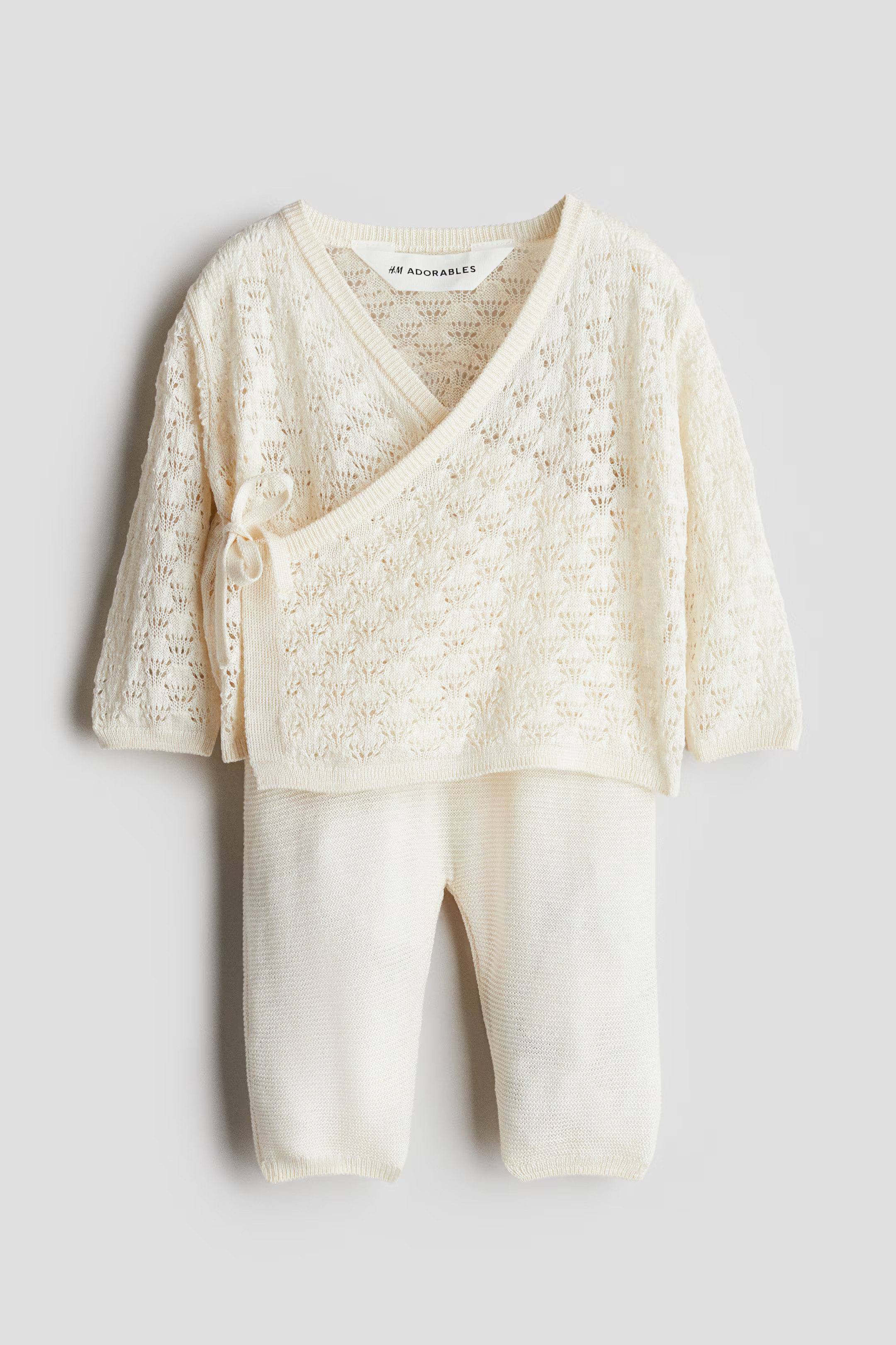 Zweiteiler mit Cardigan und Hose aus Seidenmix | H&M (DE, AT, CH, NL, FI)