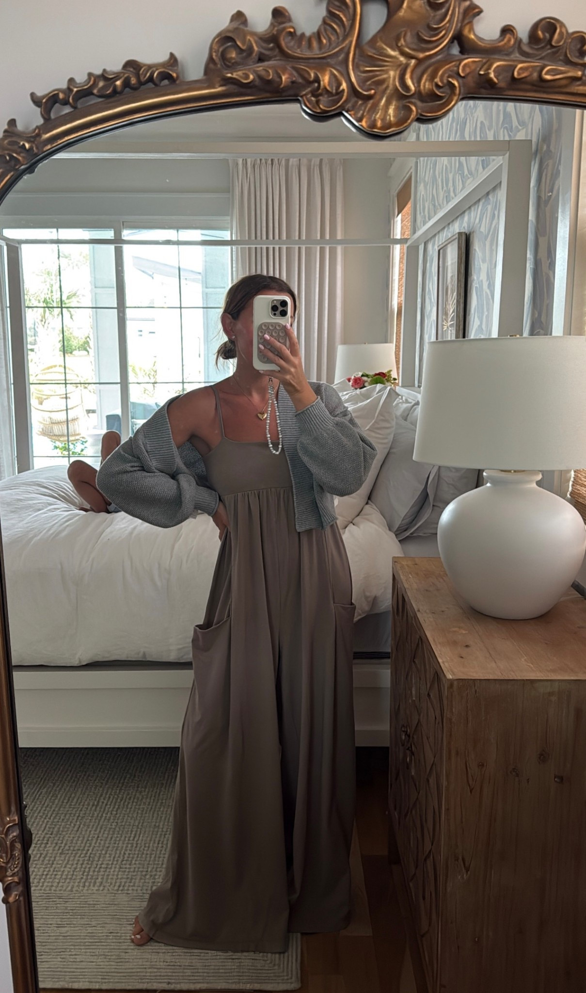 wearing a small 🐻

#LTKFindsUnder100 #LTKStyleTip #LTKActive