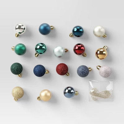 25ct Round Mini Christmas Tree Ornament Set - Wondershop™ | Target